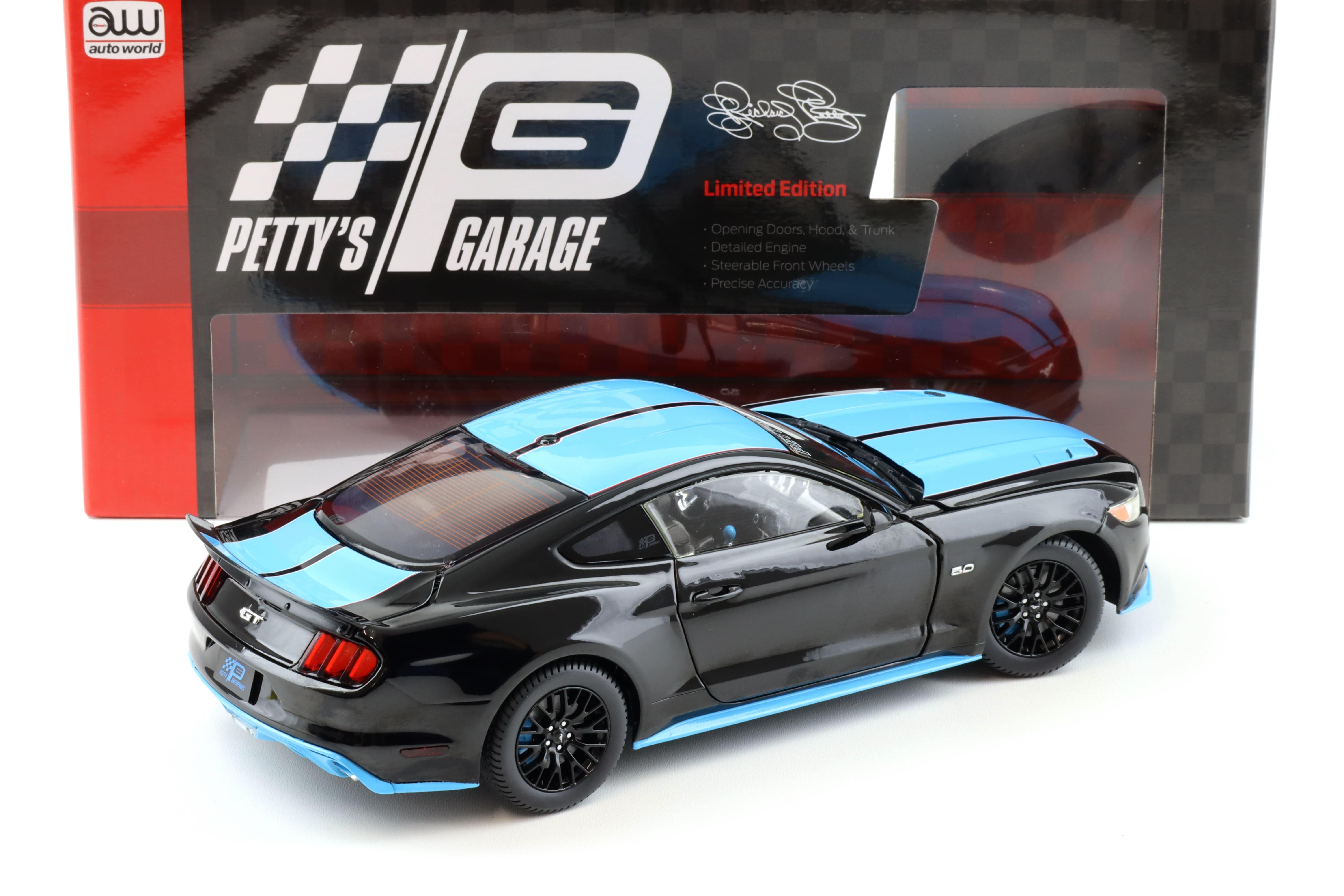 1:18 Auto World 2016 Ford Mustang GT 5.0 Coupe Petty's Garage black/ blue