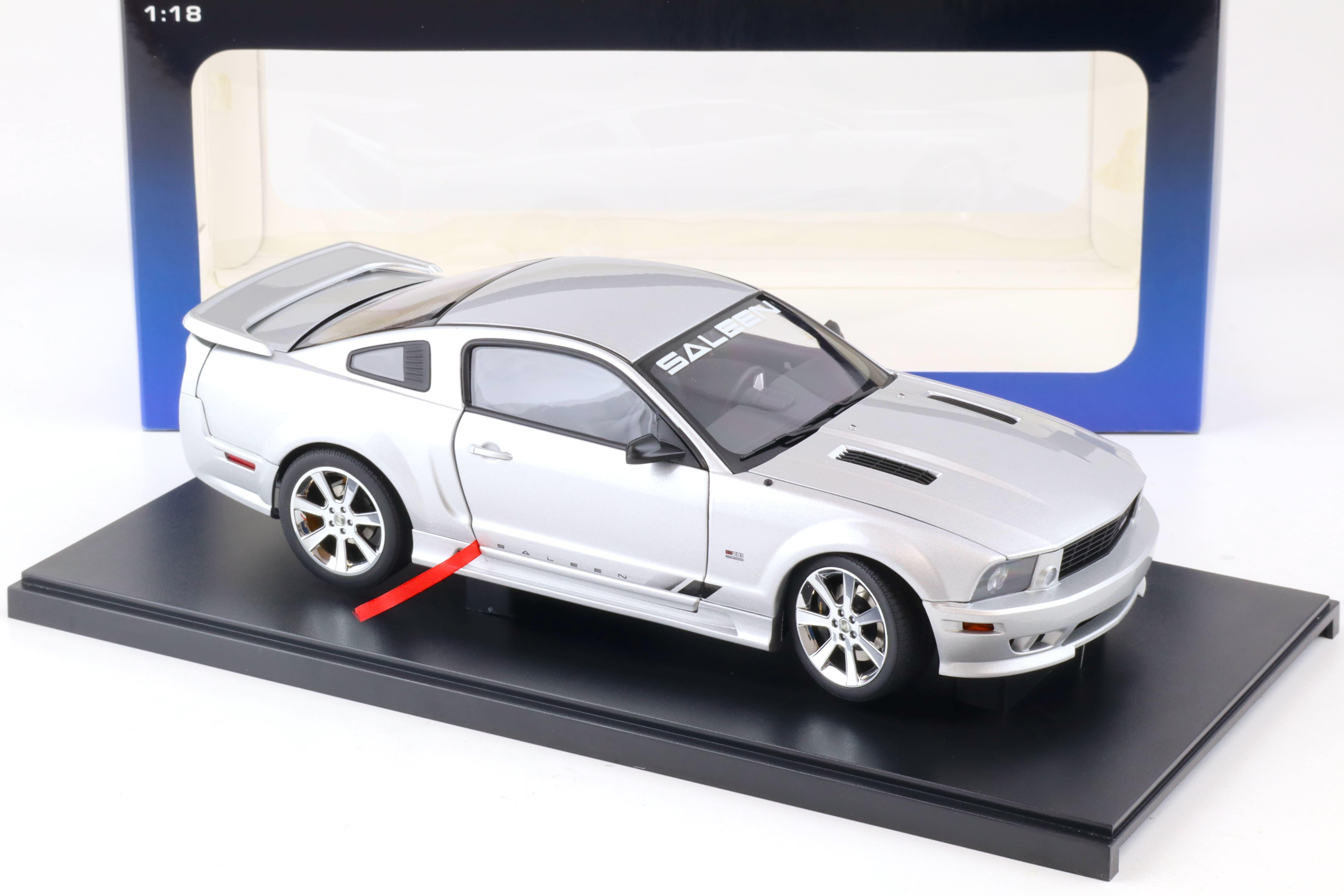 1:18 AUTOart Saleen Mustang S281 SUPERCHARGED Coupe silver 73057
