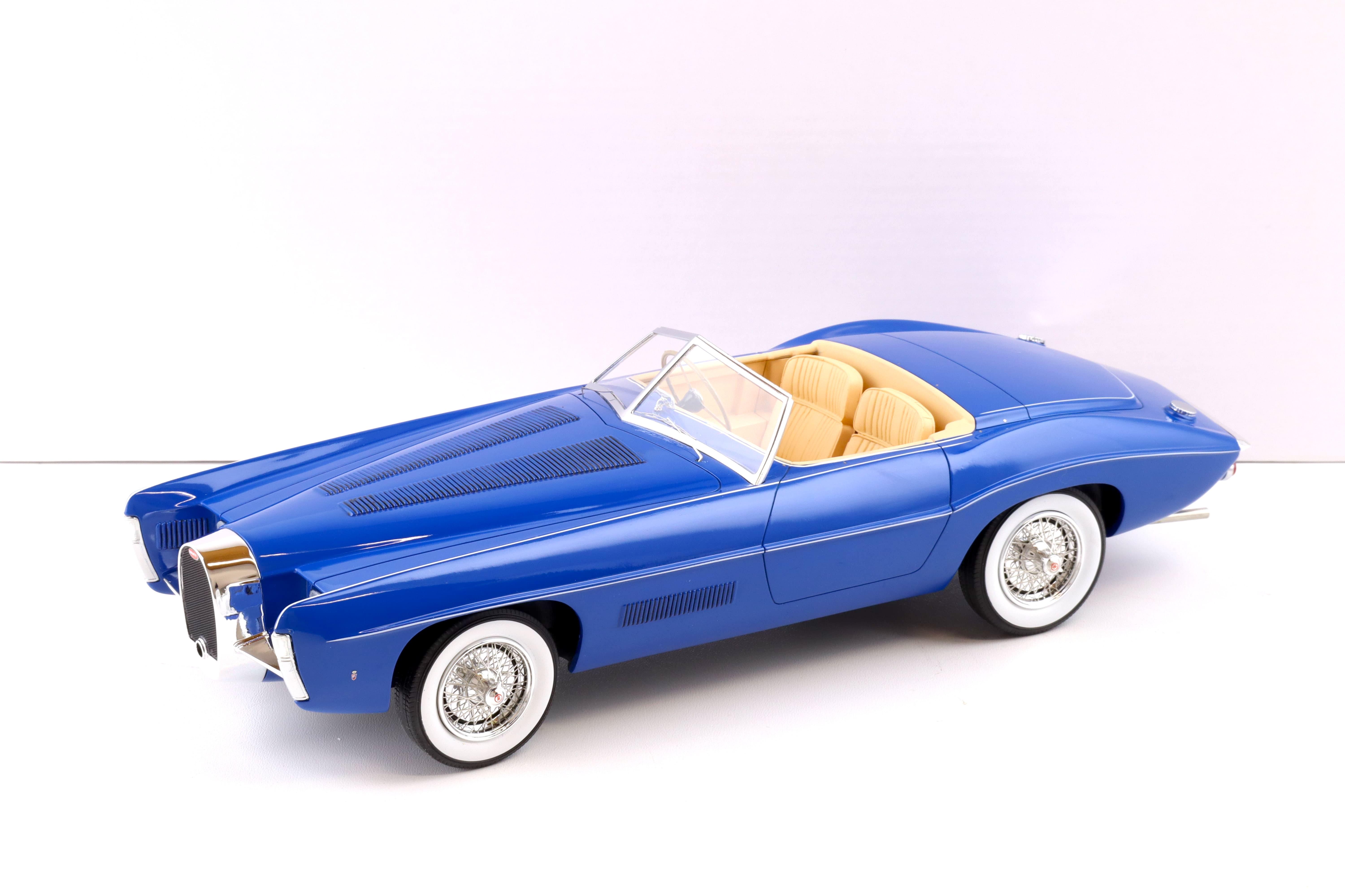 1:18 Matrix Bugatti T101C Exner-Ghia open Top 1966 blue