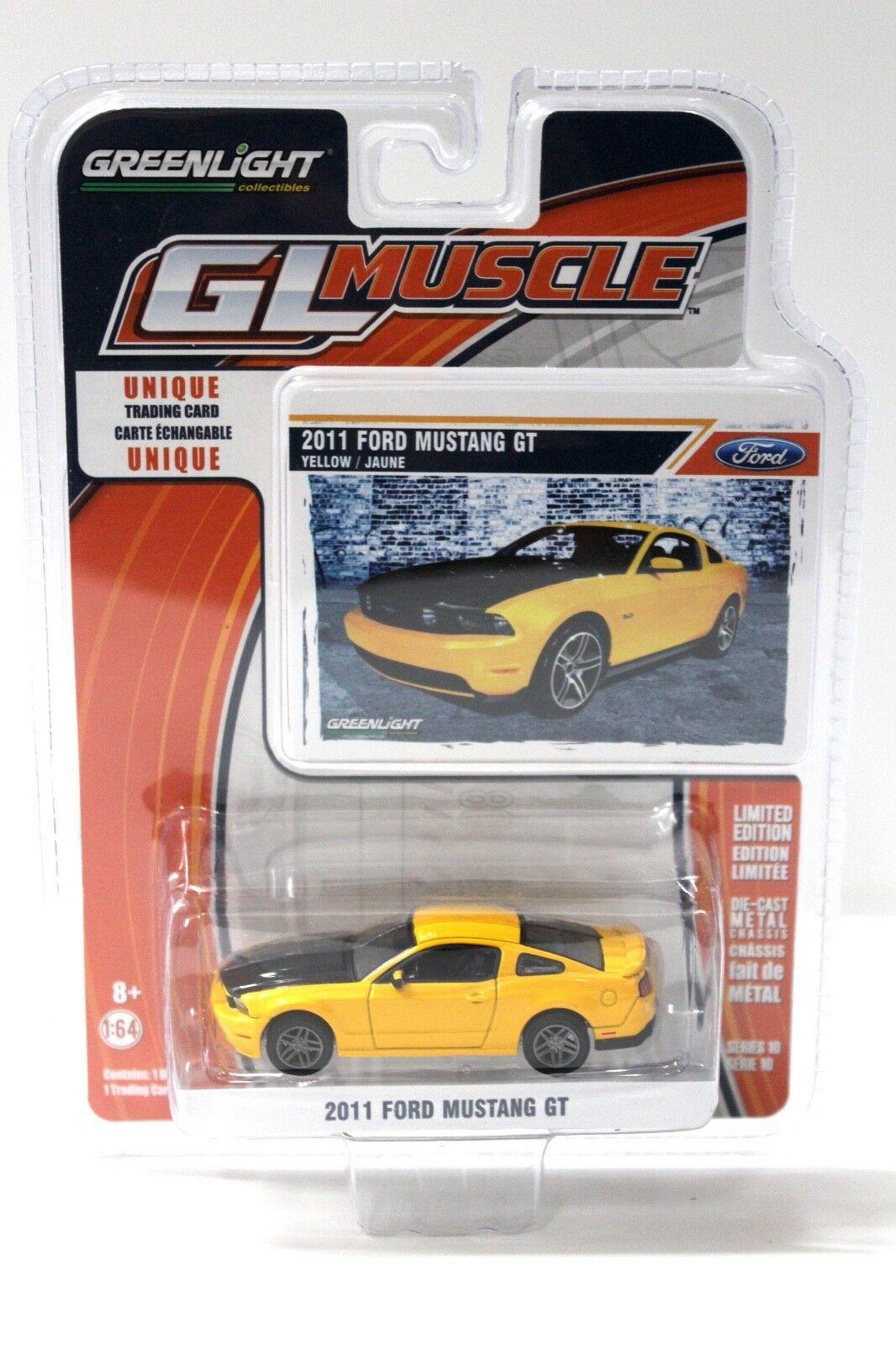 1:64 Greenlight Ford Mustang GT 2011 yellow/ black