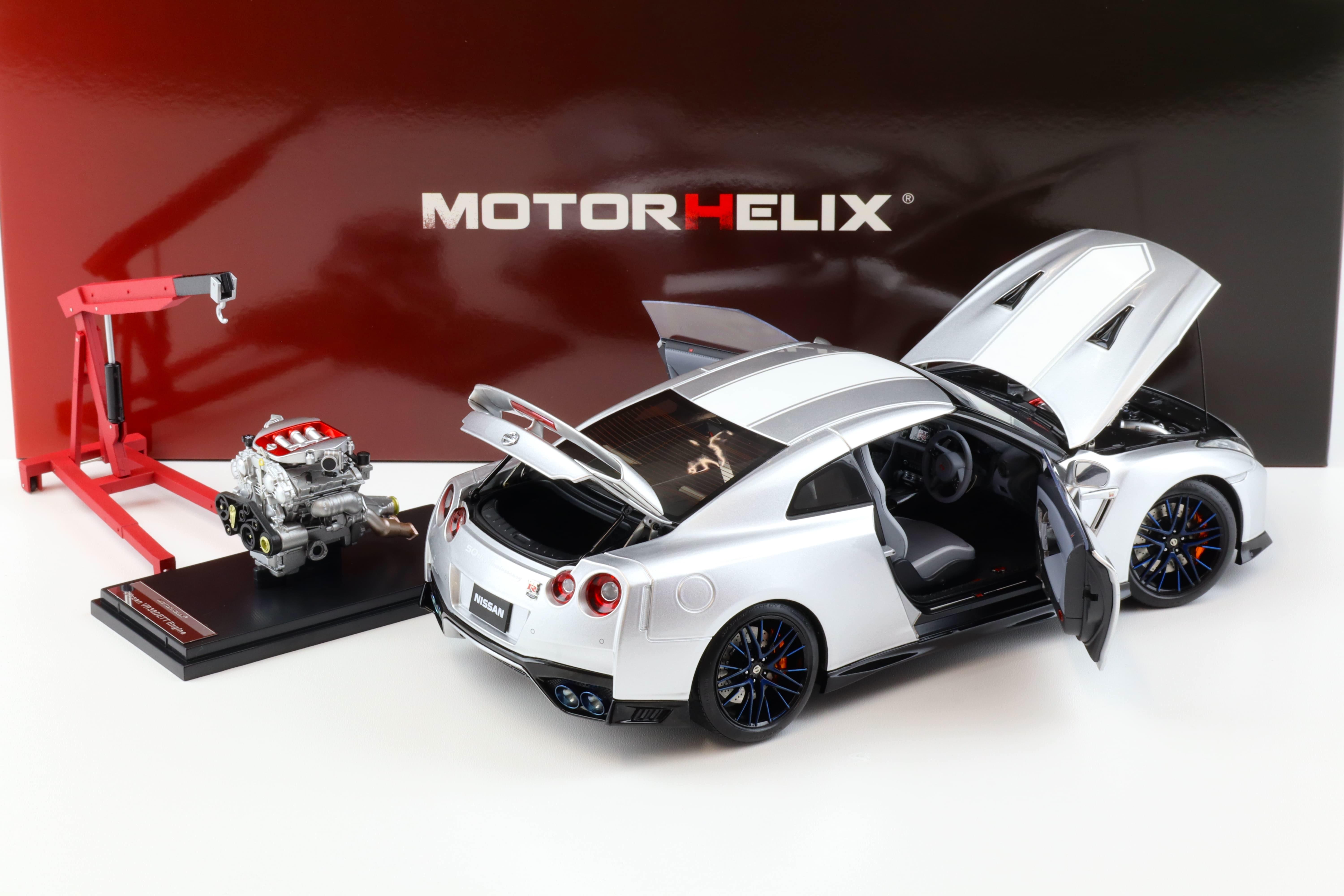 1:18 Motorhelix Nissan GT-R (R35) 50th Anniversary Ultimate metal silver + engine Diecast M83502