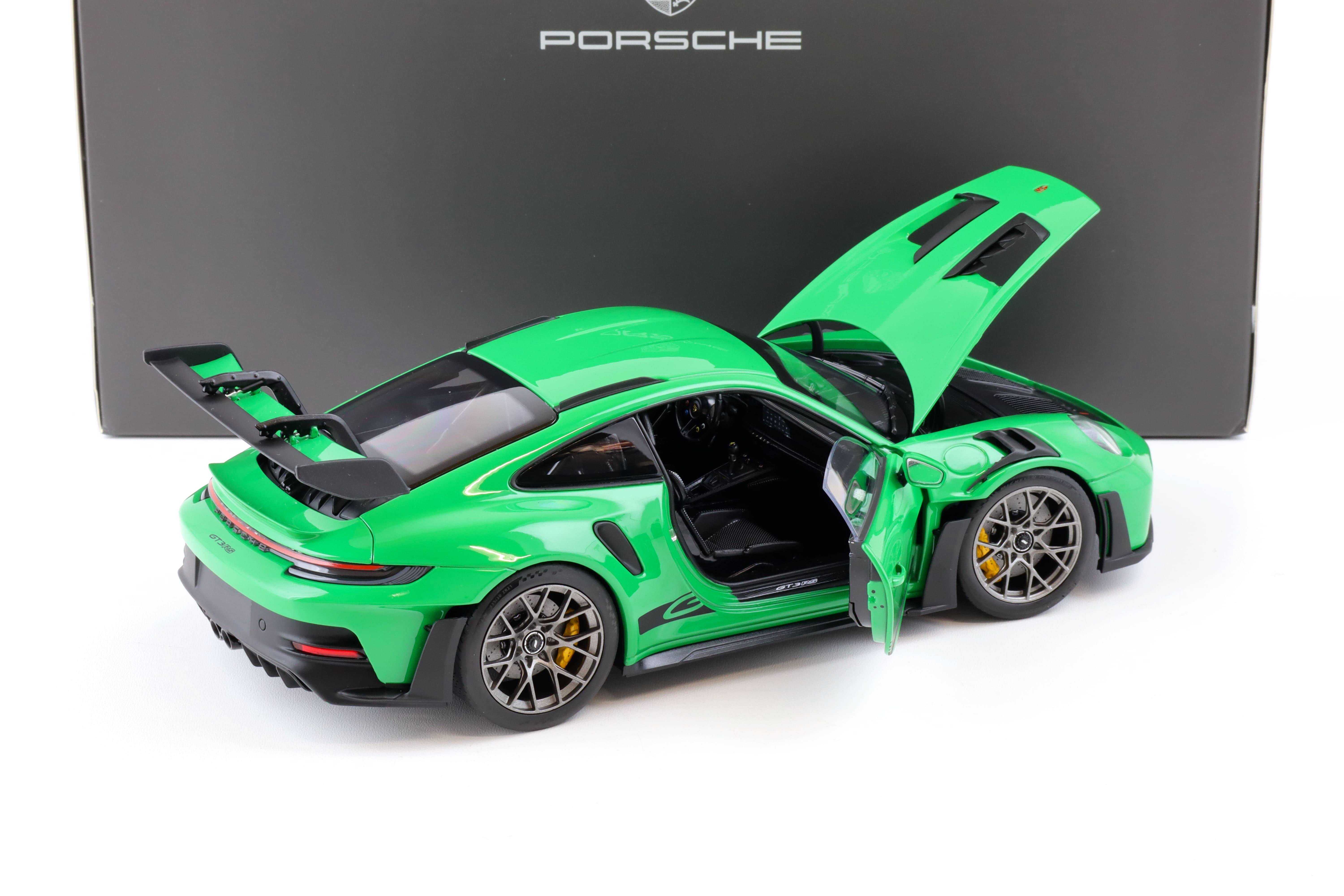 1:18 Norev Porsche 911 (992) GT3 RS Coupe 2022 Python green WAP DEALER