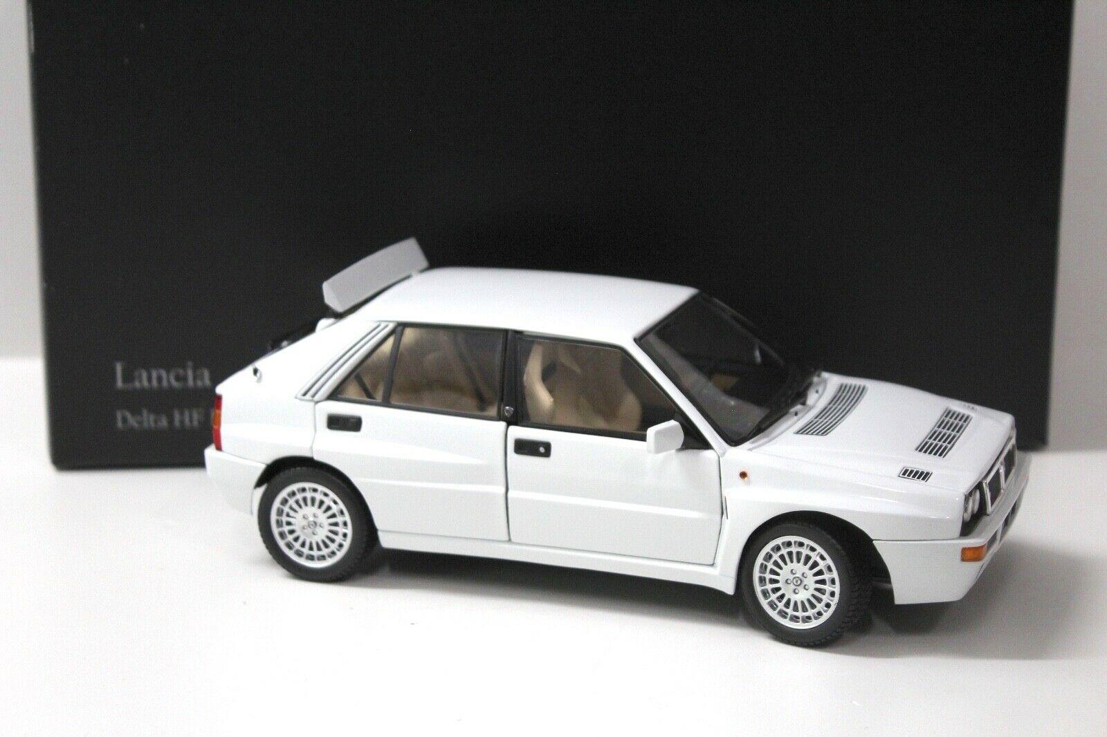 1:18 Kyosho Lancia Delta HF Intergrale white