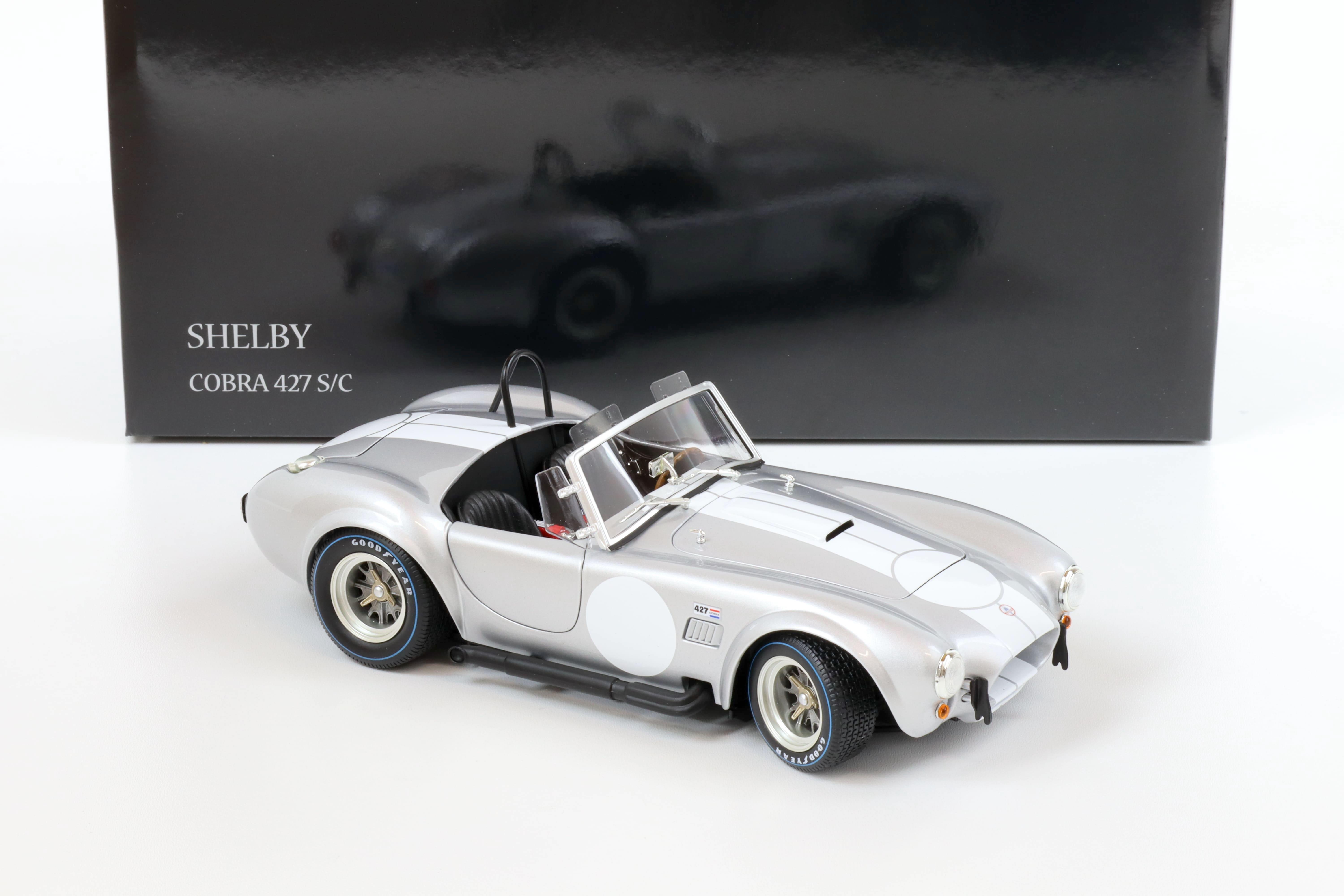 1:18 Kyosho Shelby Cobra 427 S/C silver metallic/ white 08047S