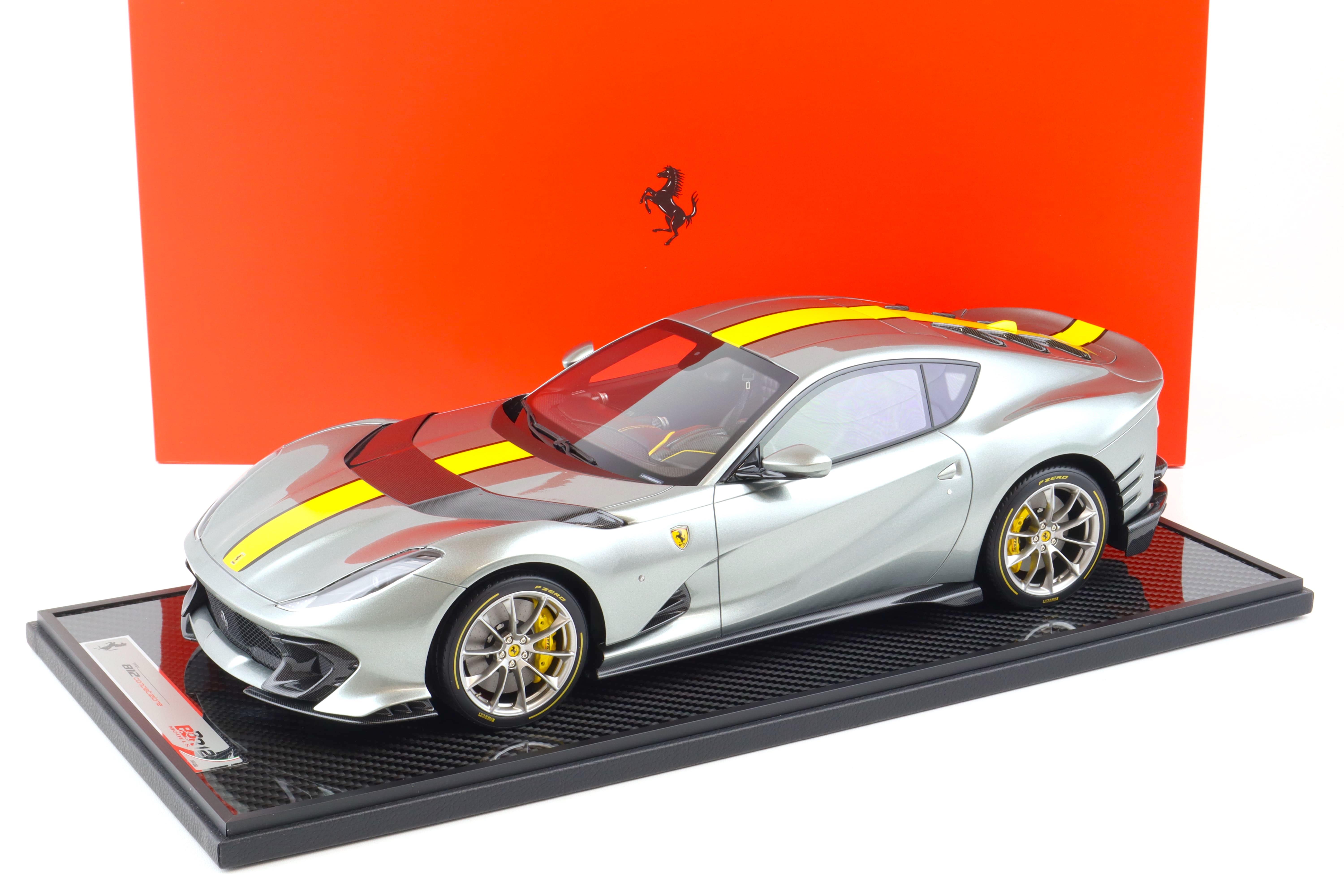 1:12 BBR Ferrari 812 Competizione Grigio Coburn/ yellow stripe - Limited 232 pcs.