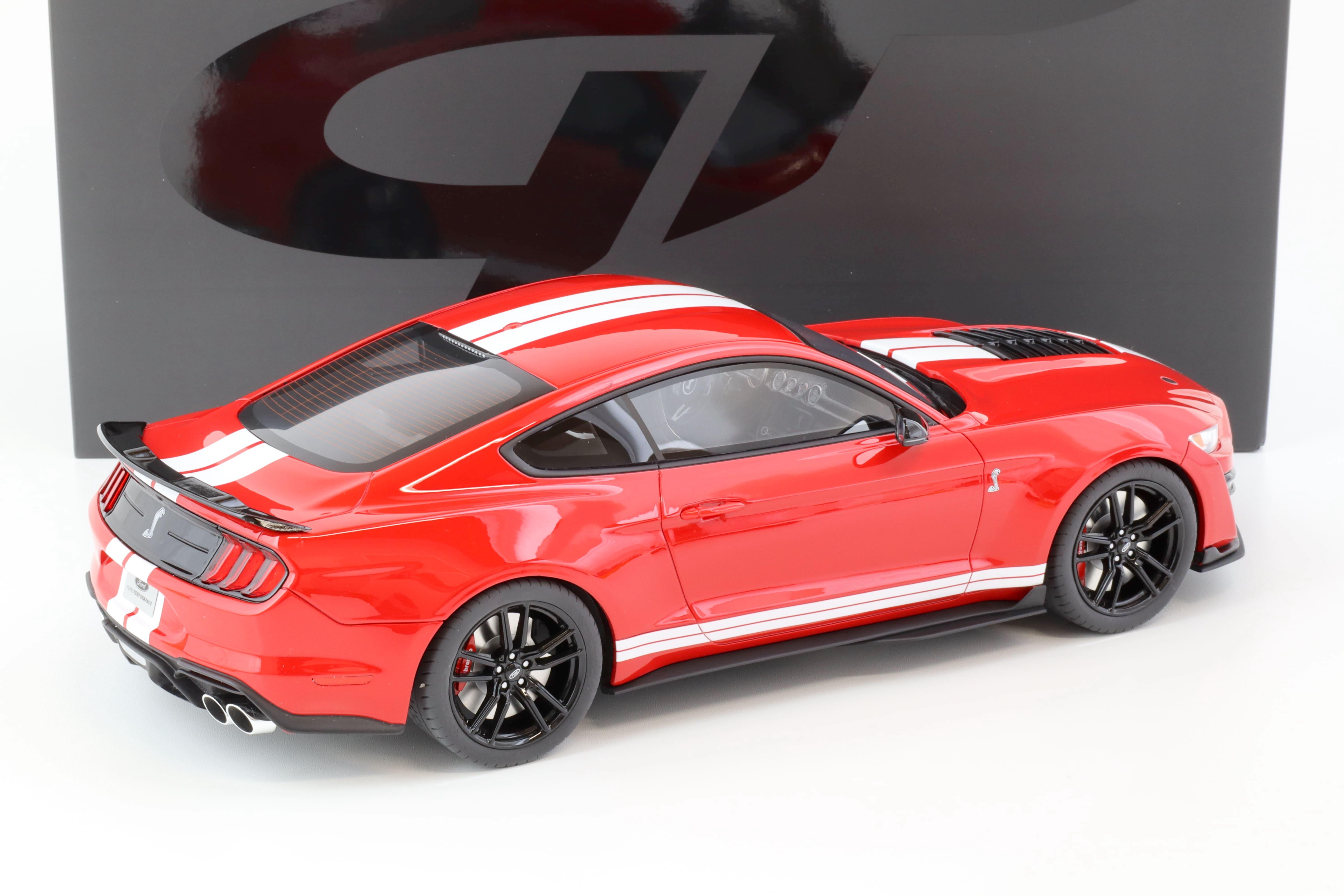 1:12 GT Spirit GT271 Ford Mustang Shelby GT500 red/ white stripes