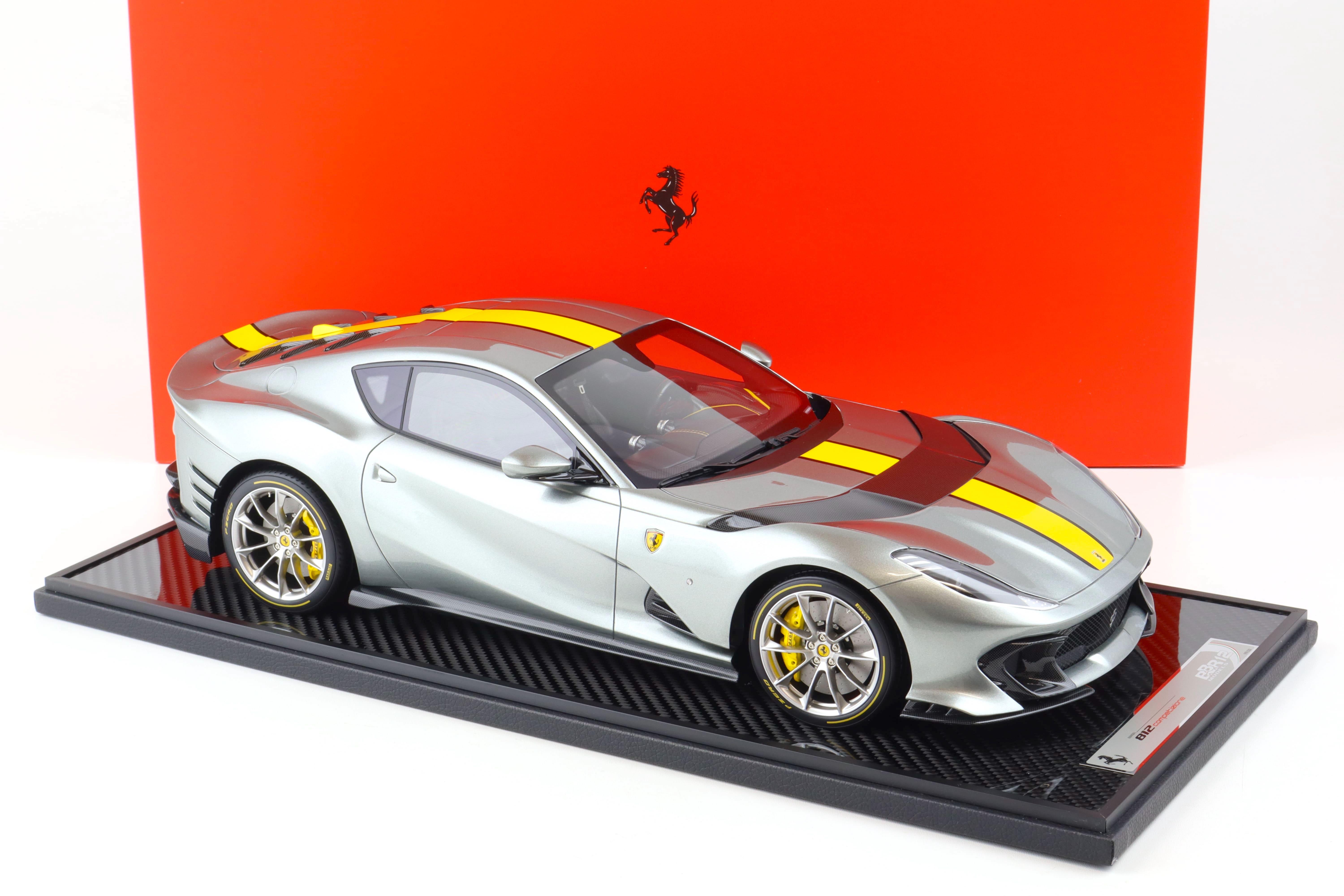 1:12 BBR Ferrari 812 Competizione Grigio Coburn/ yellow stripe - Limited 232 pcs.