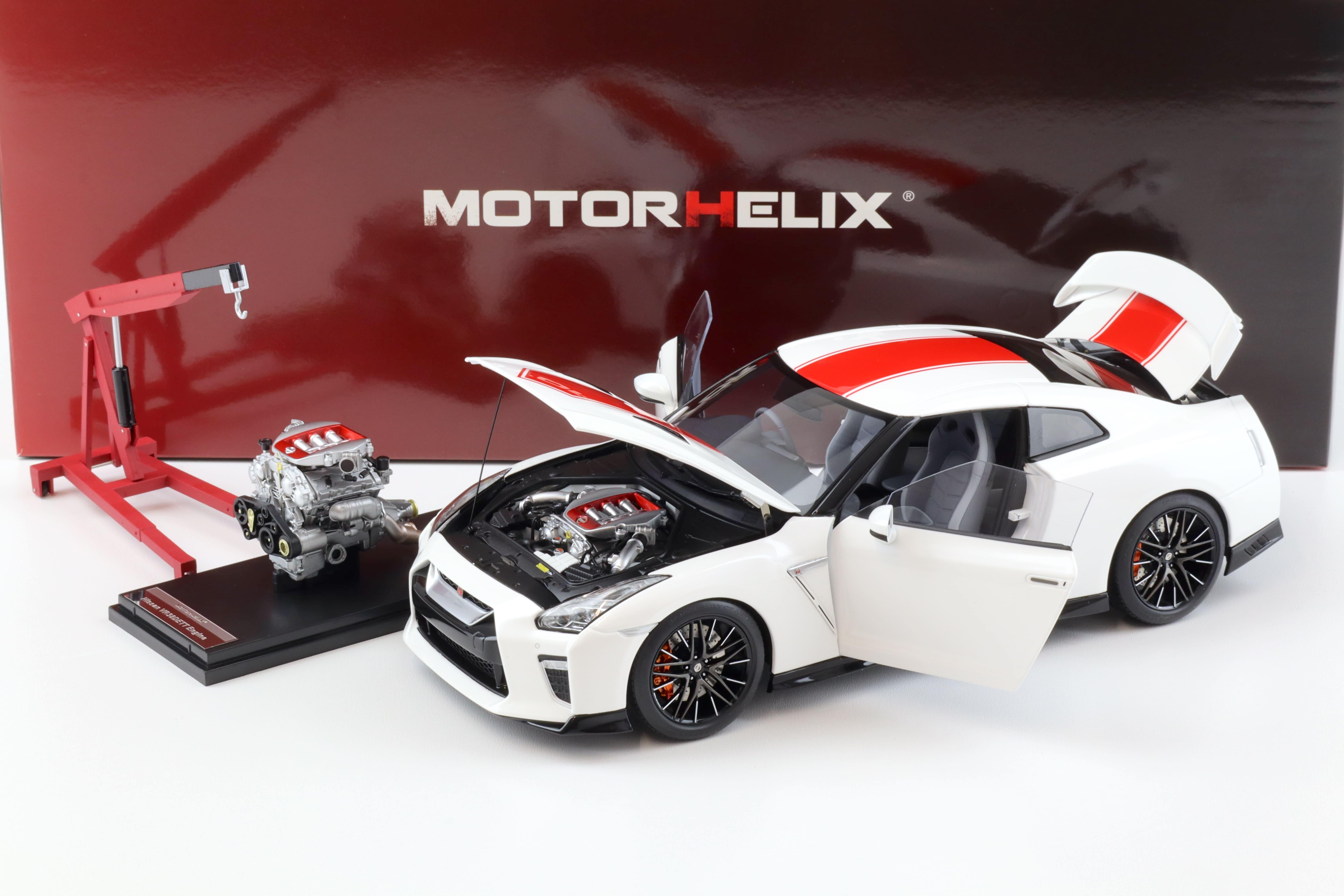 1:18 Motorhelix Nissan GT-R (R35) 50th Anniversary Brilliant white pearl + engine Diecast M83501