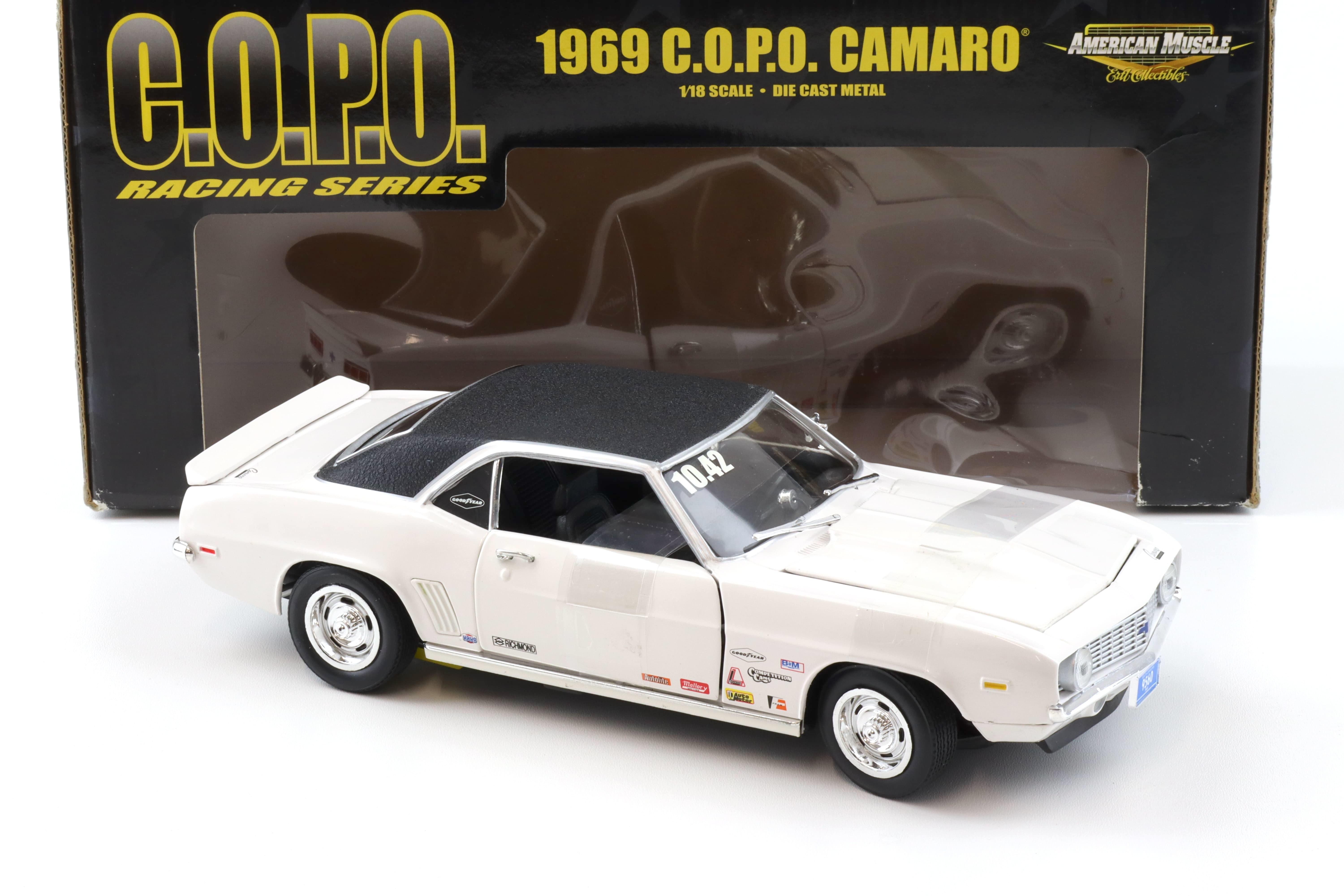 1:18 ERTL 1969 Chevrolet COPO Camaro white/ black Hobby Edition 36677