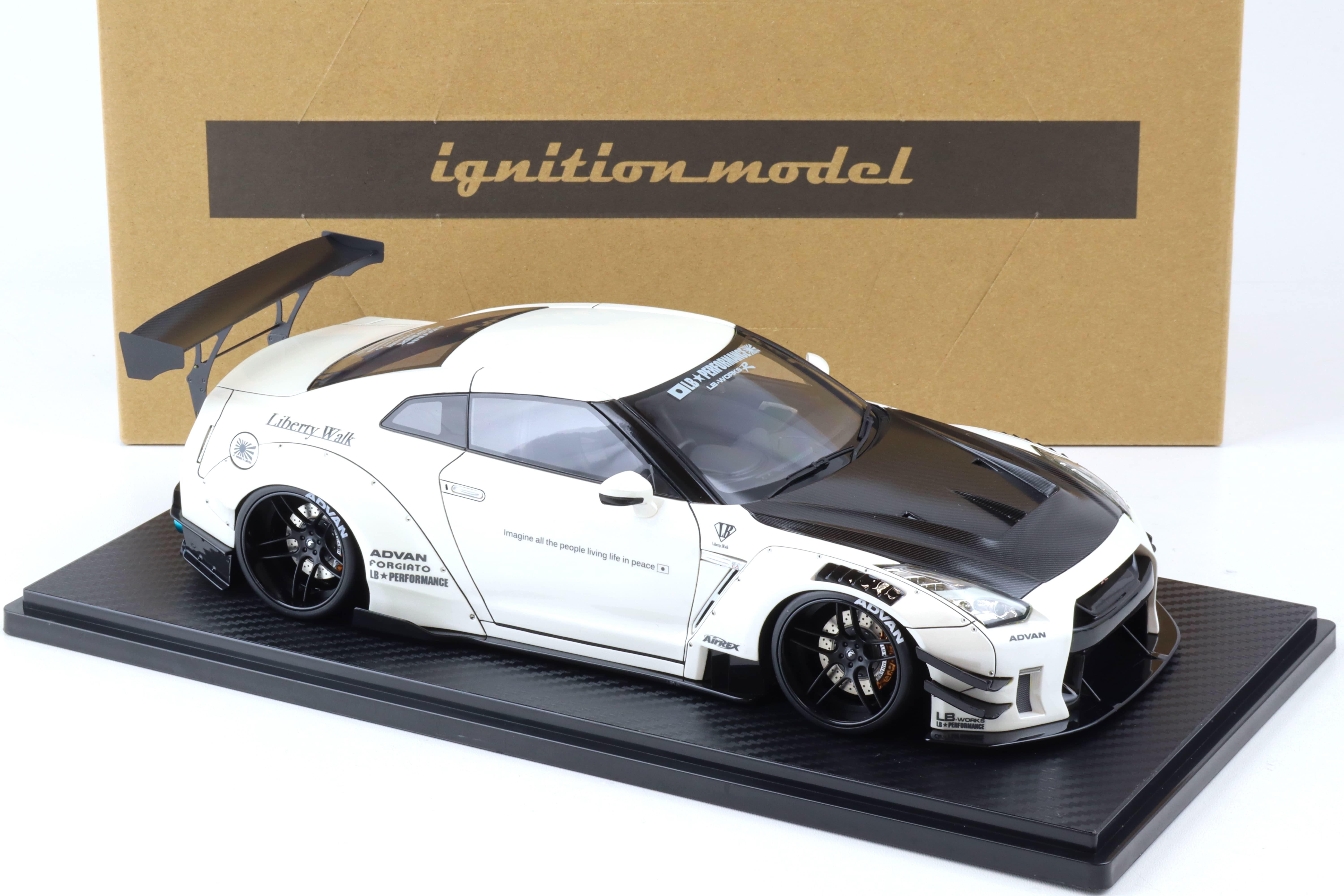 1:18 Ignition Model IG2342 LB-WORKS Nissan GT-R R35 Type 2 white/ Carbon bonnet