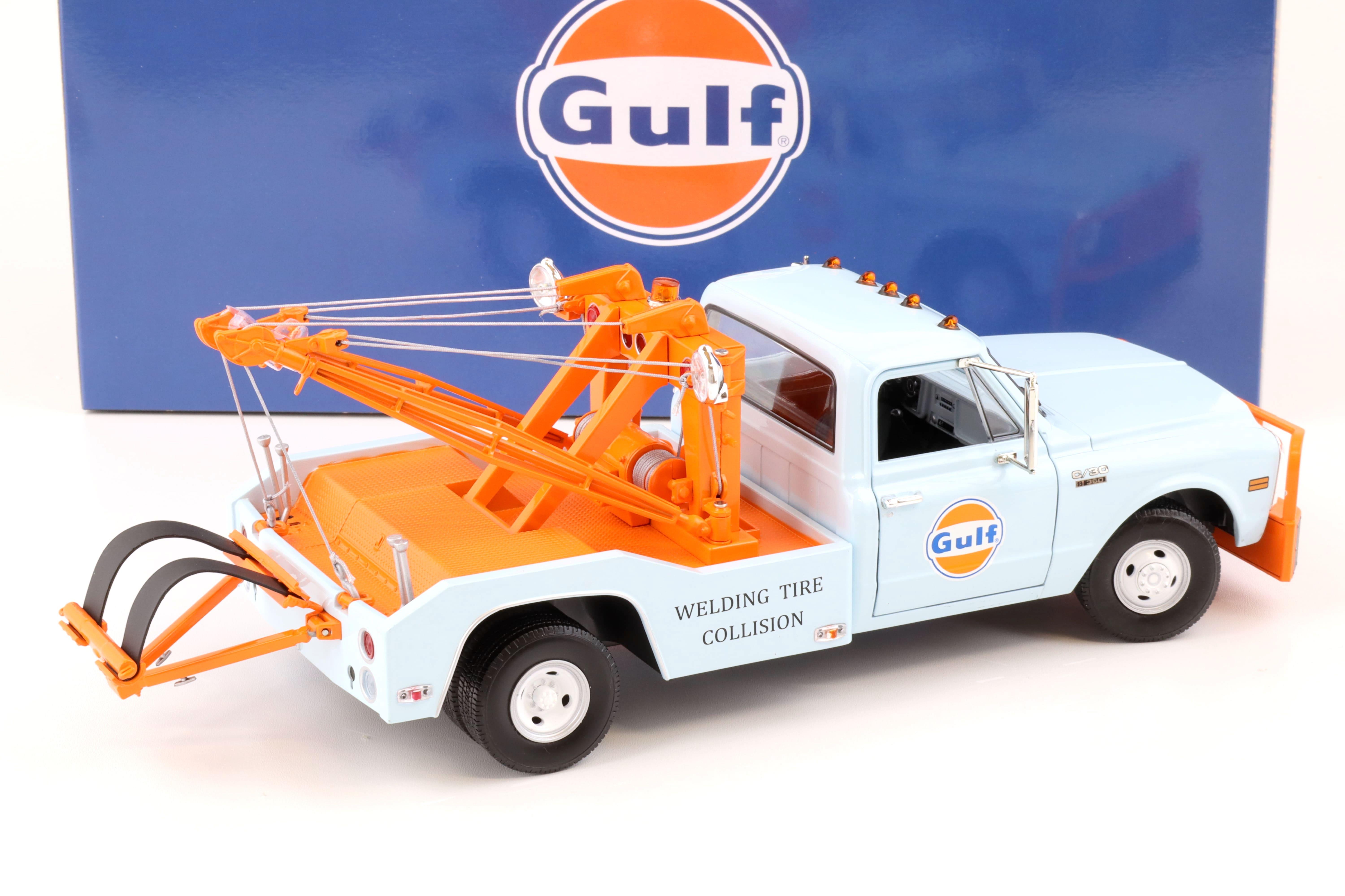 1:18 Greenlight 1969 Chevrolet C-30 Dually Wrecker Abschlepper GULF Oil blue