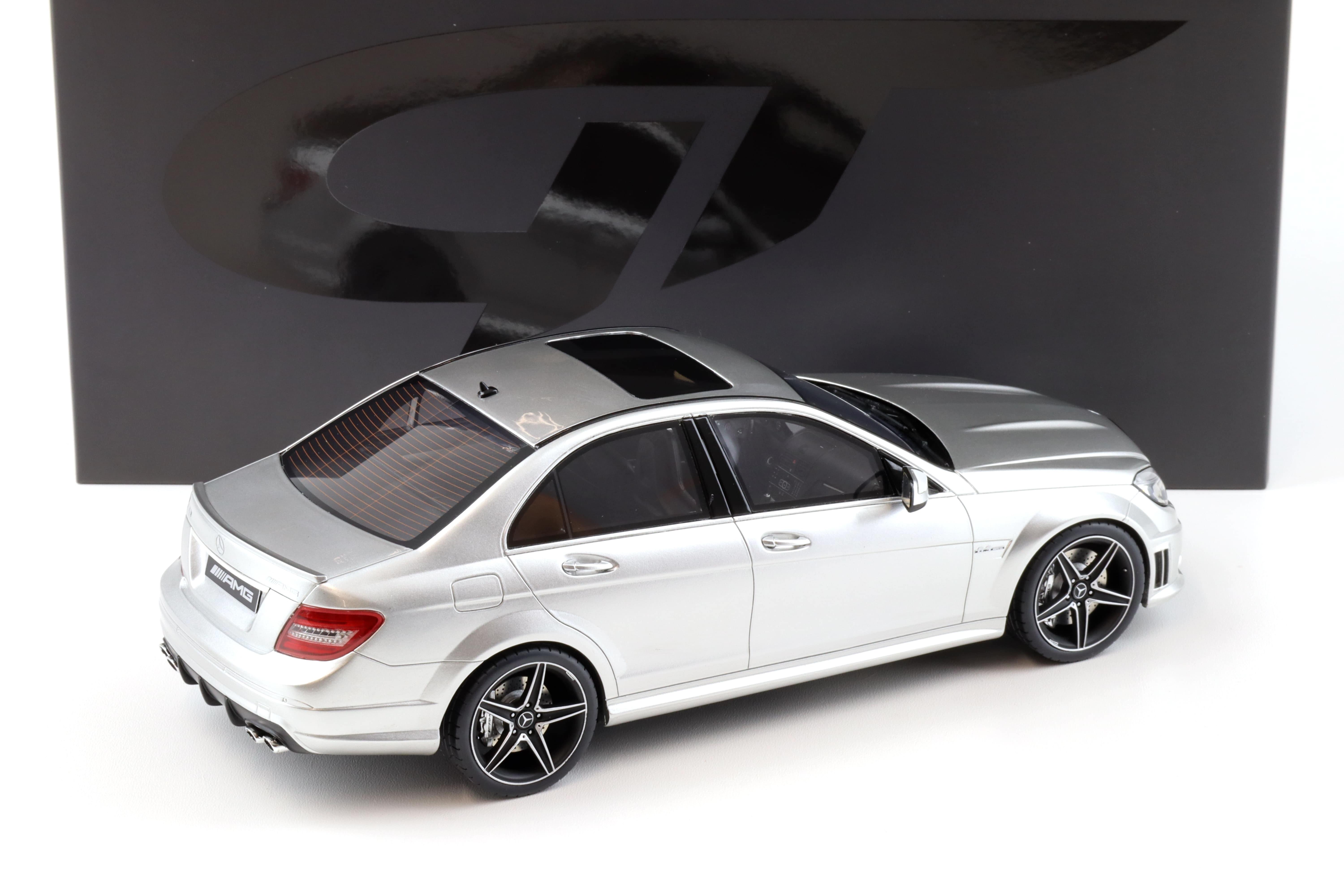 1:18 GT Spirit GT462 Mercedes C63 AMG W204 Limousine Iridium silver 2007