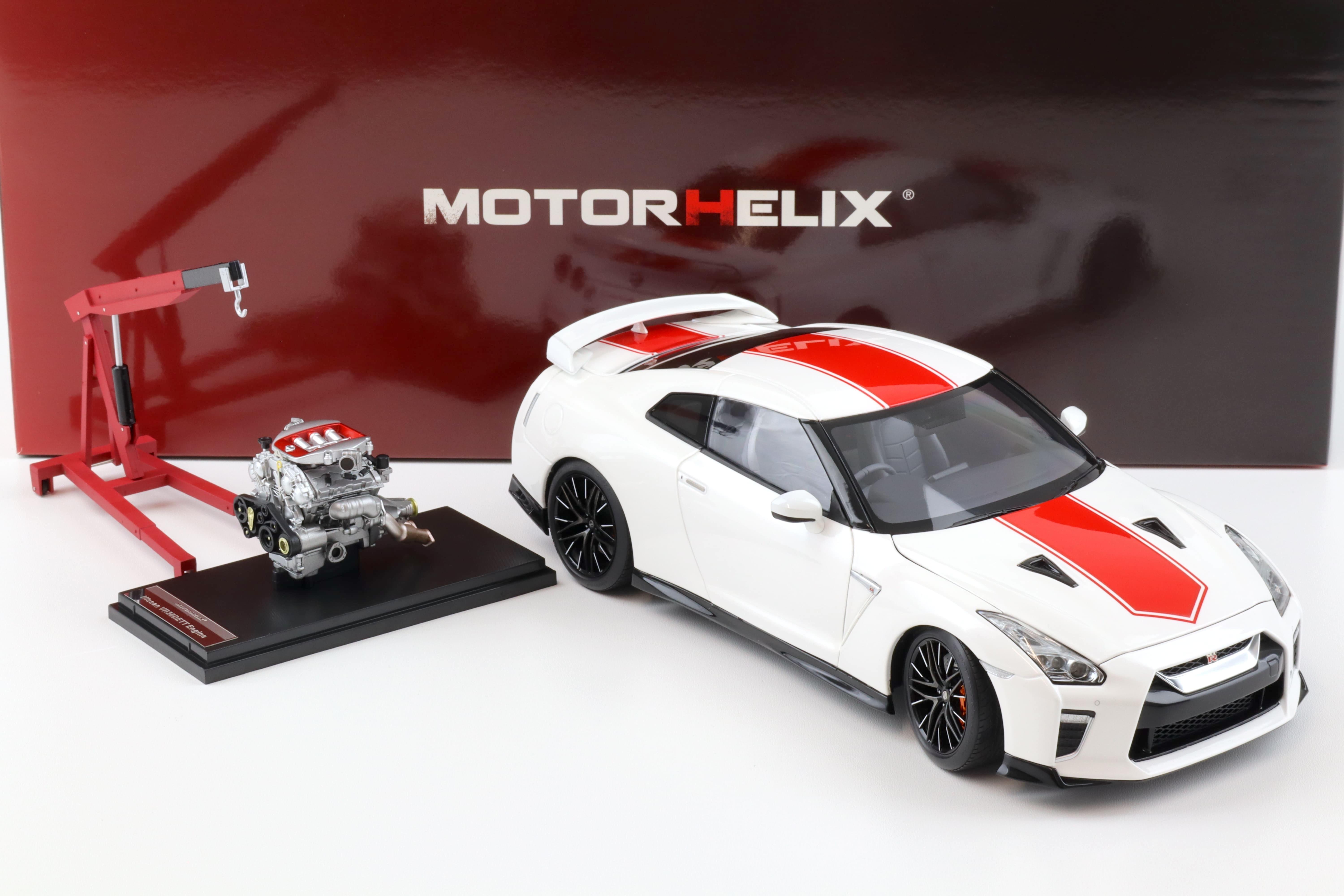 1:18 Motorhelix Nissan GT-R (R35) 50th Anniversary Brilliant white pearl + engine Diecast M83501