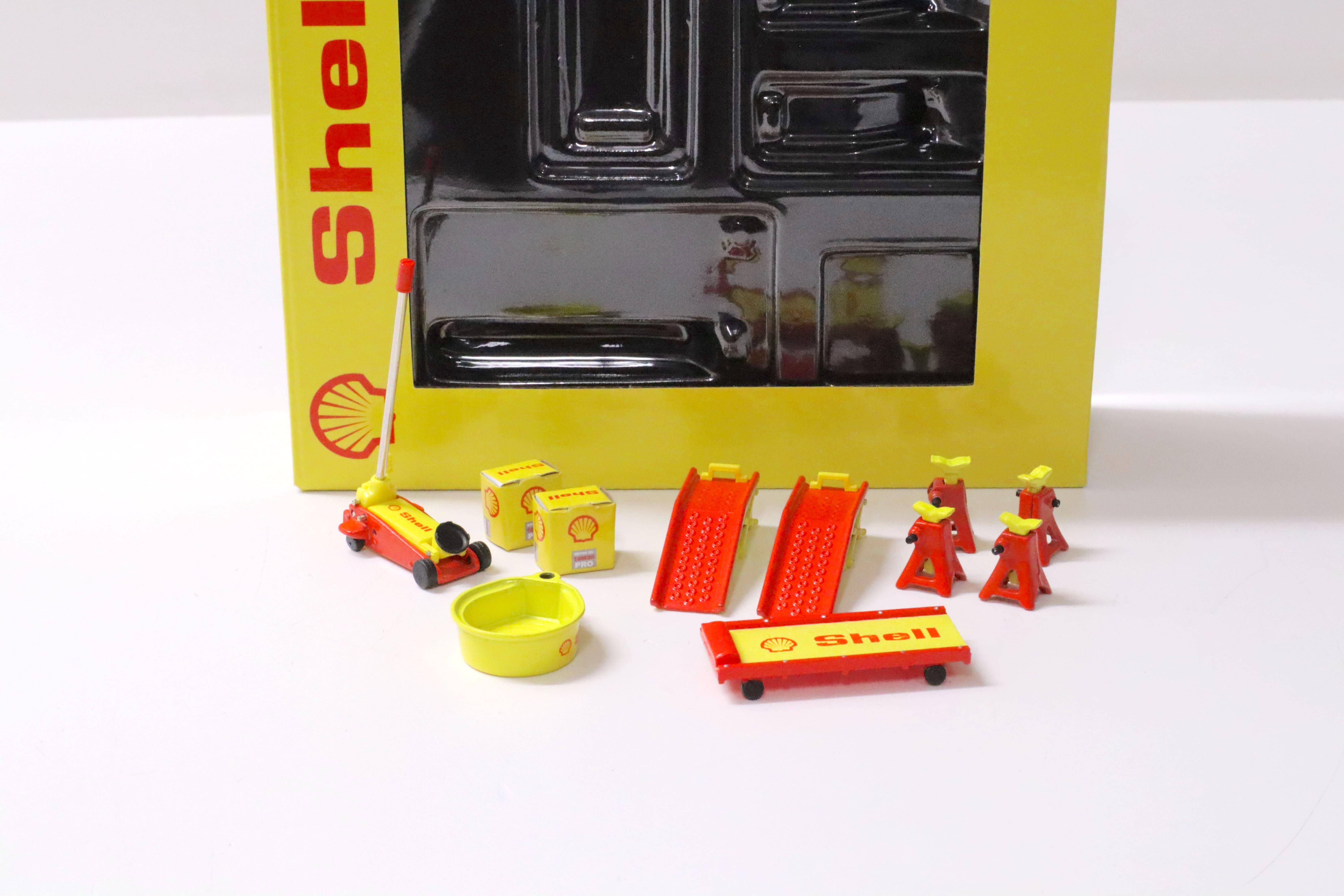 1:18 GMP SHELL SHOP Tool Set #2 Diorama Zubehör yellow/ red