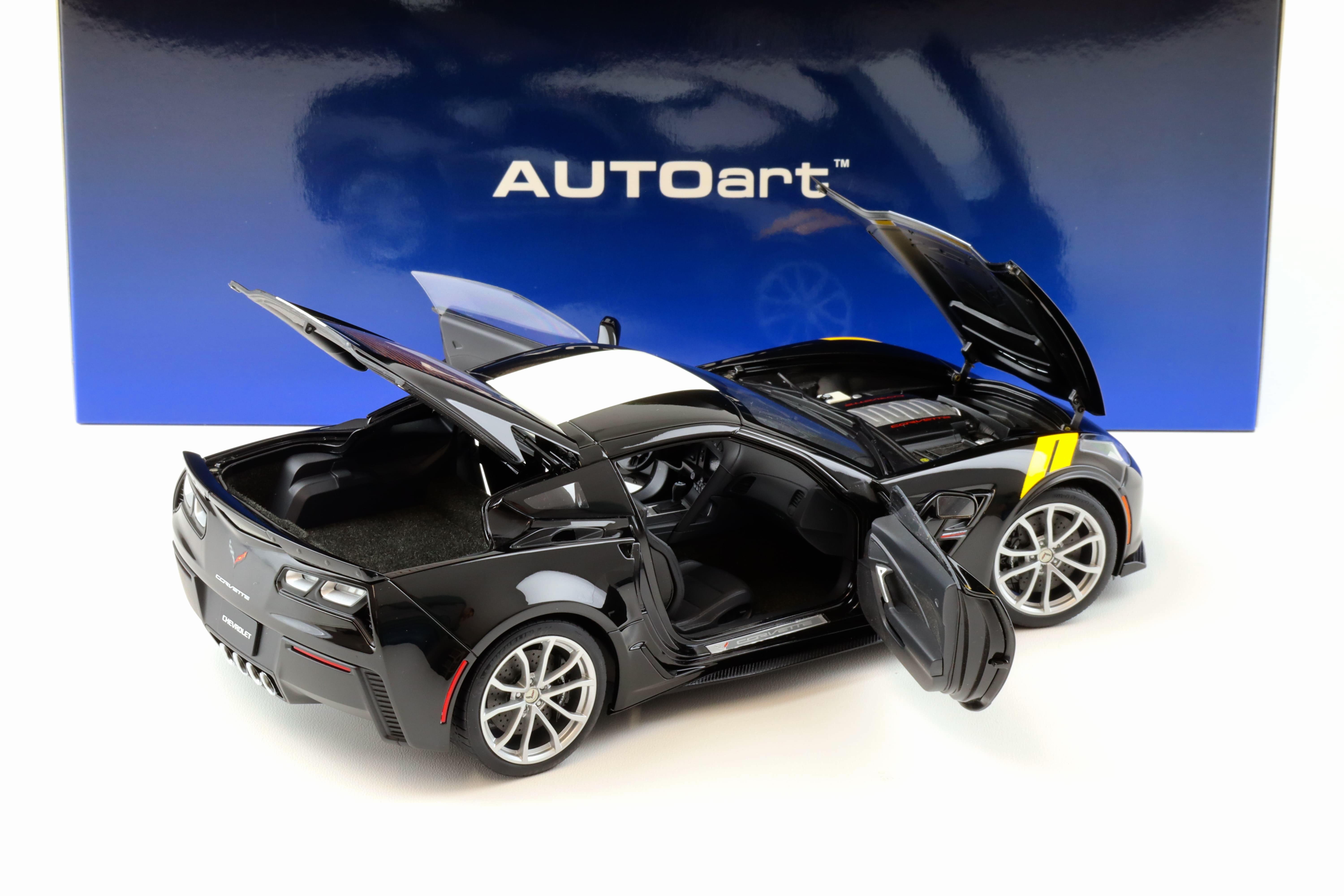 1:18 AUTOart Chevrolet Corvette C7 Grand Sport black/ white stripes 71273