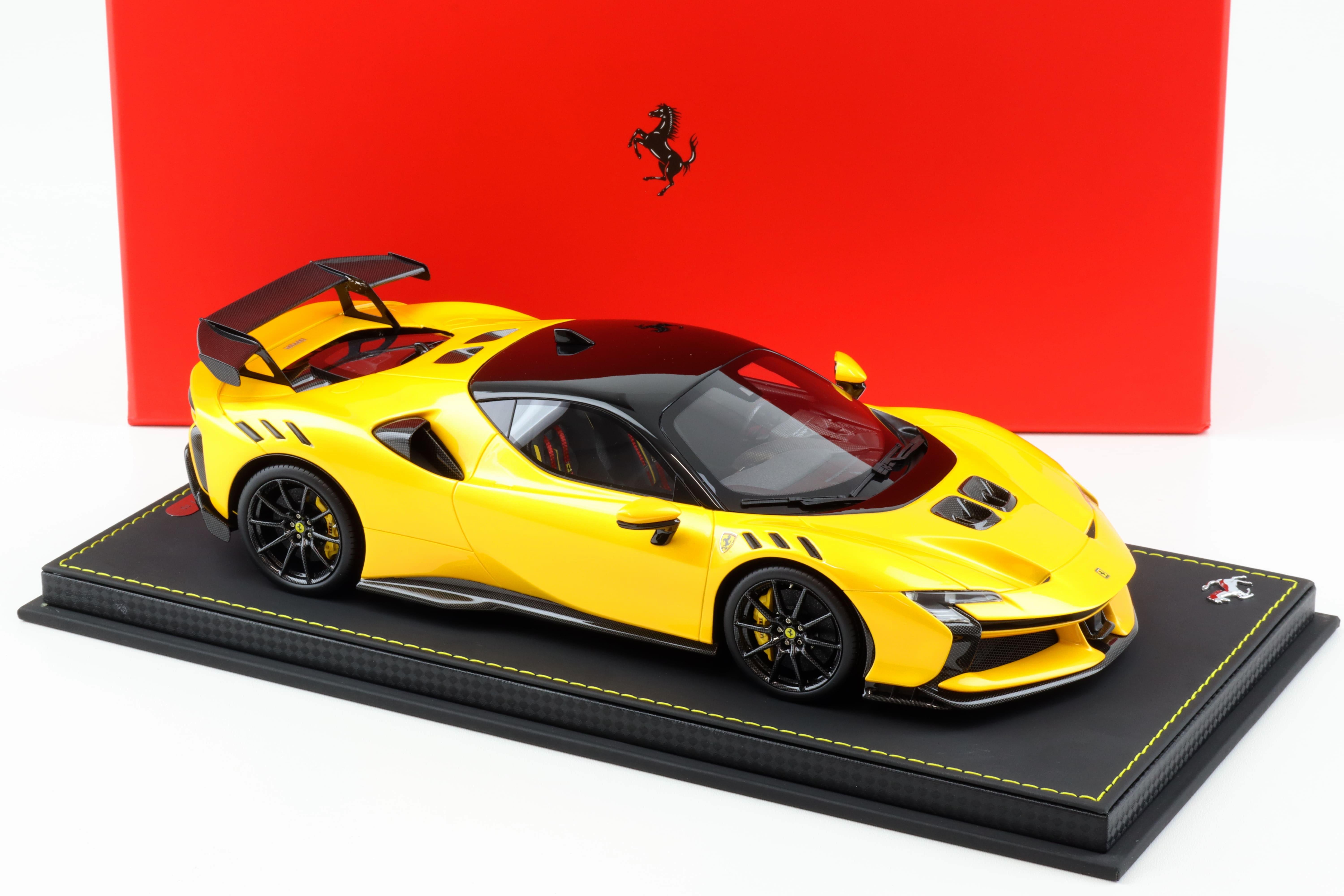 1:18 BBR Ferrari SF90 XX Stradale Giallo Tristrato with Showcase - Limited 70 pcs.