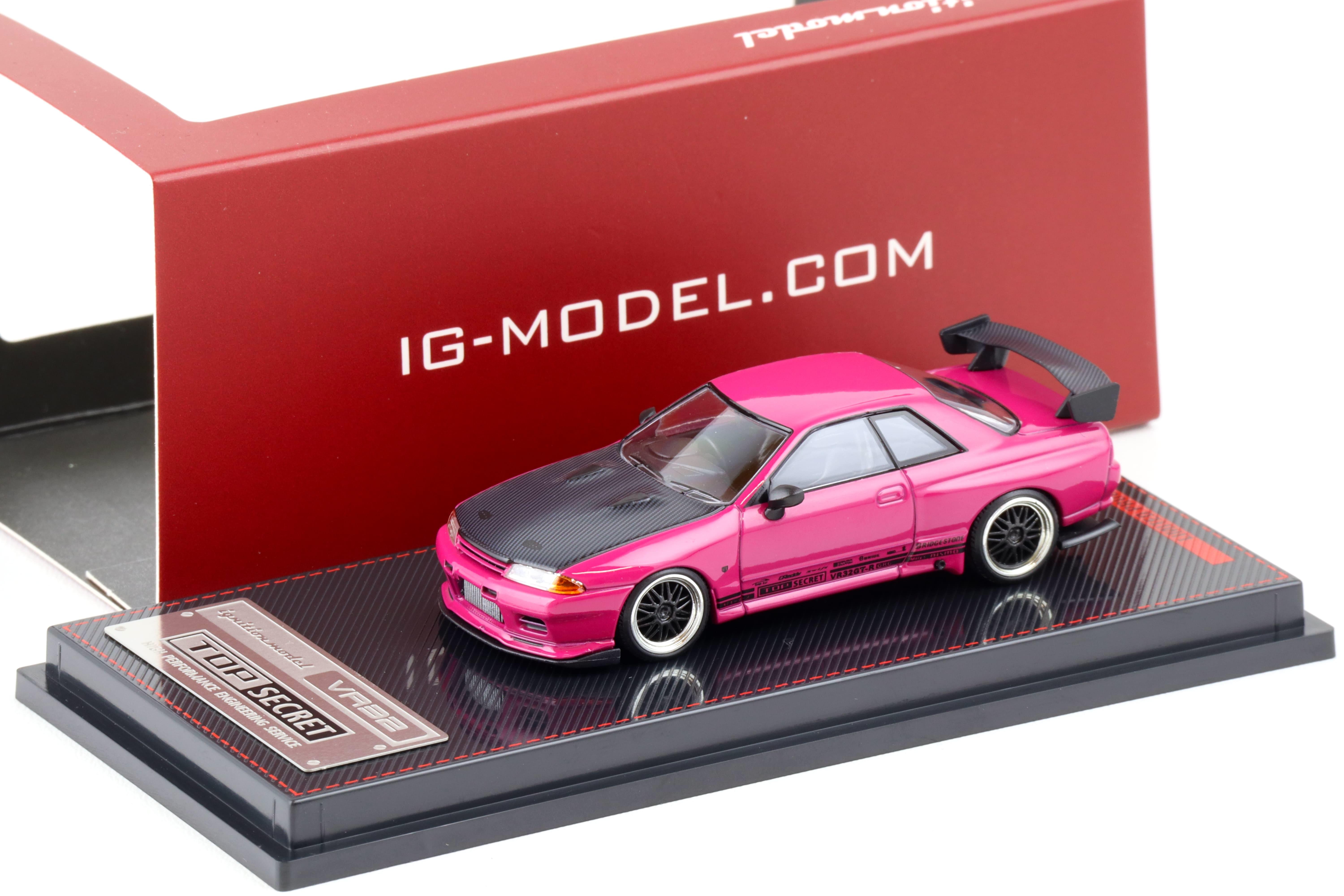 1:64 Ignition Model IG2393 Nissan GT-R (VR32) TOP SECRET pink/ Carbon