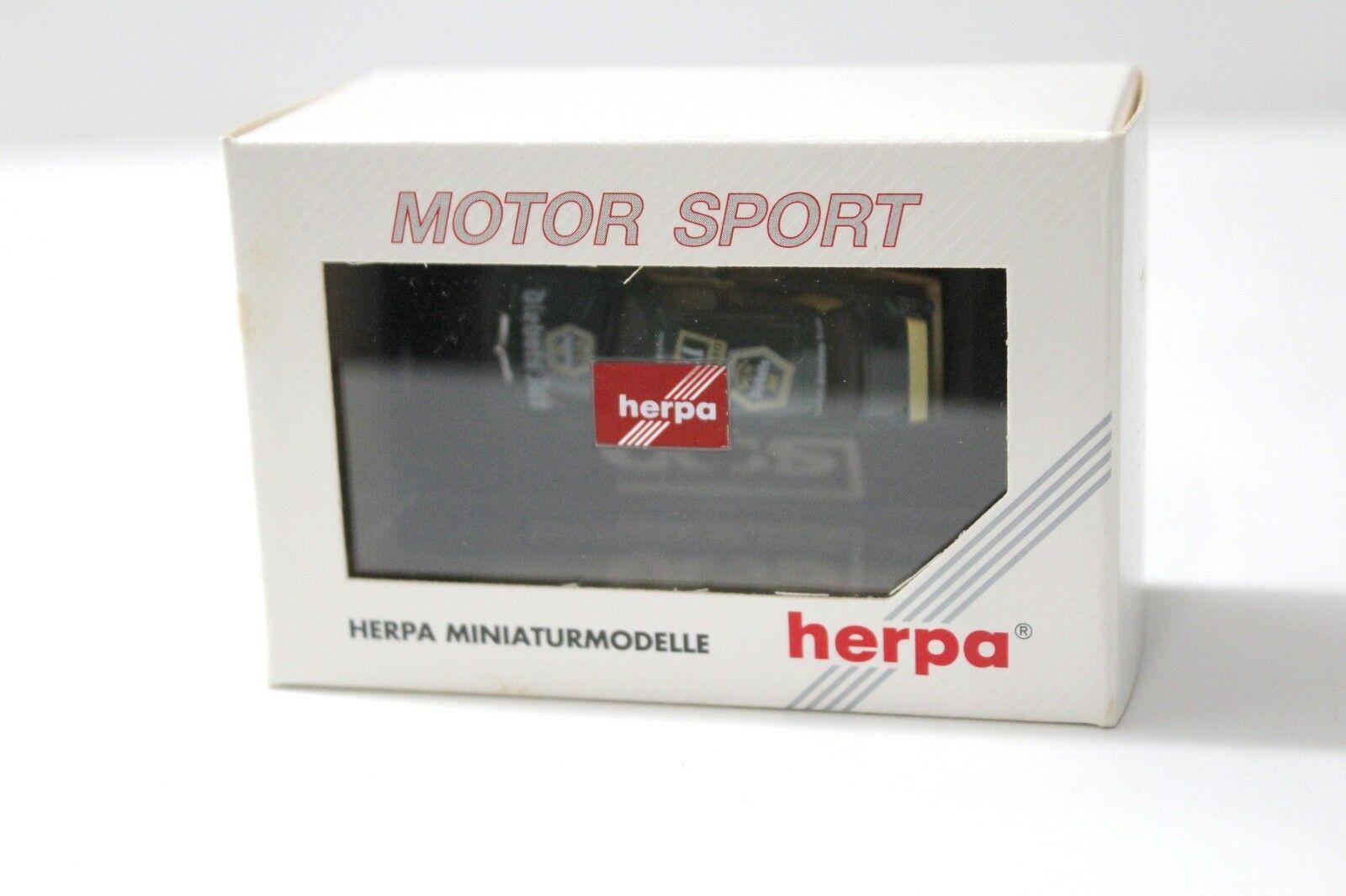 1:87 Herpa ZAKSPEED AMG Mercedes 190E Diebels #17