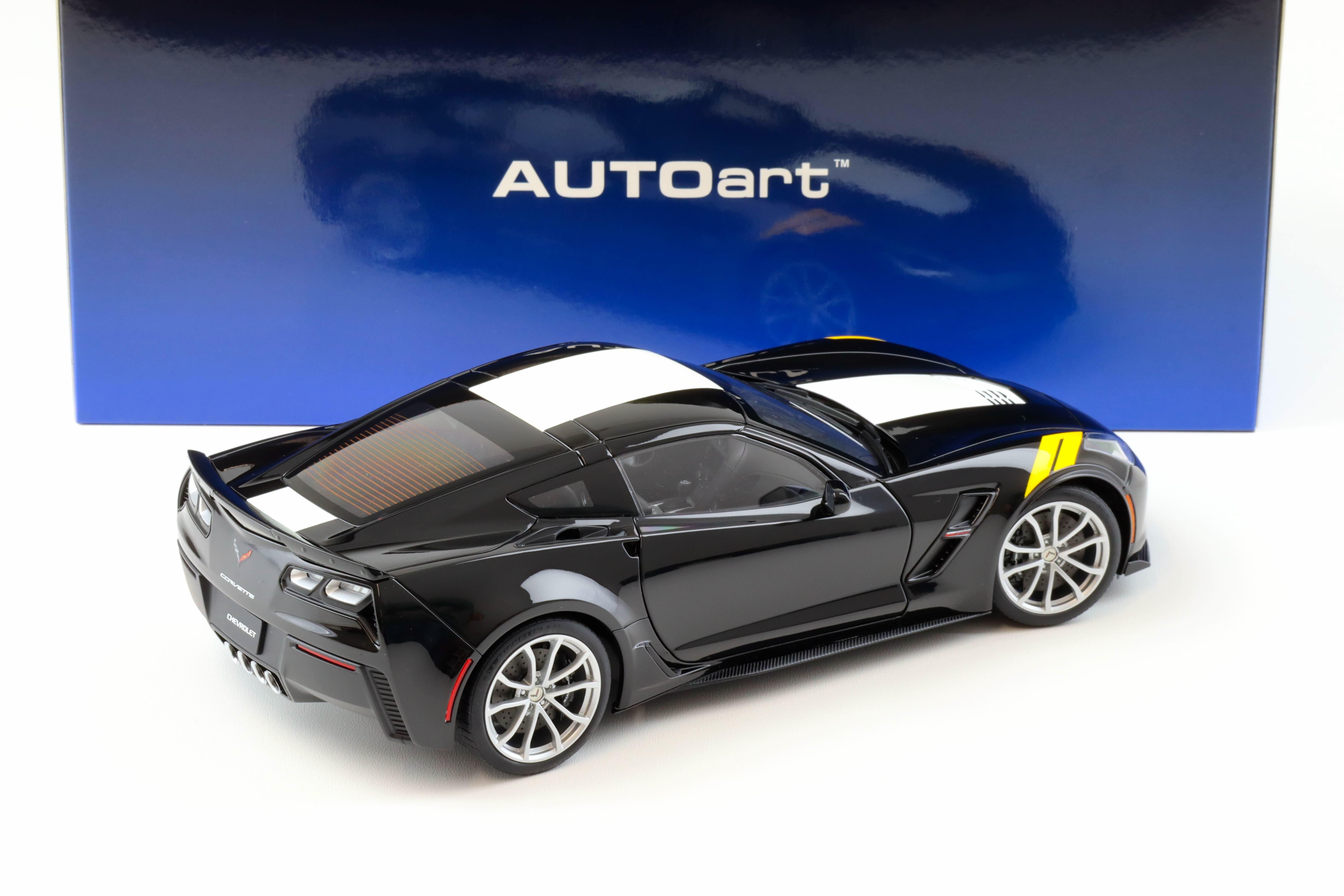 1:18 AUTOart Chevrolet Corvette C7 Grand Sport black/ white stripes 71273