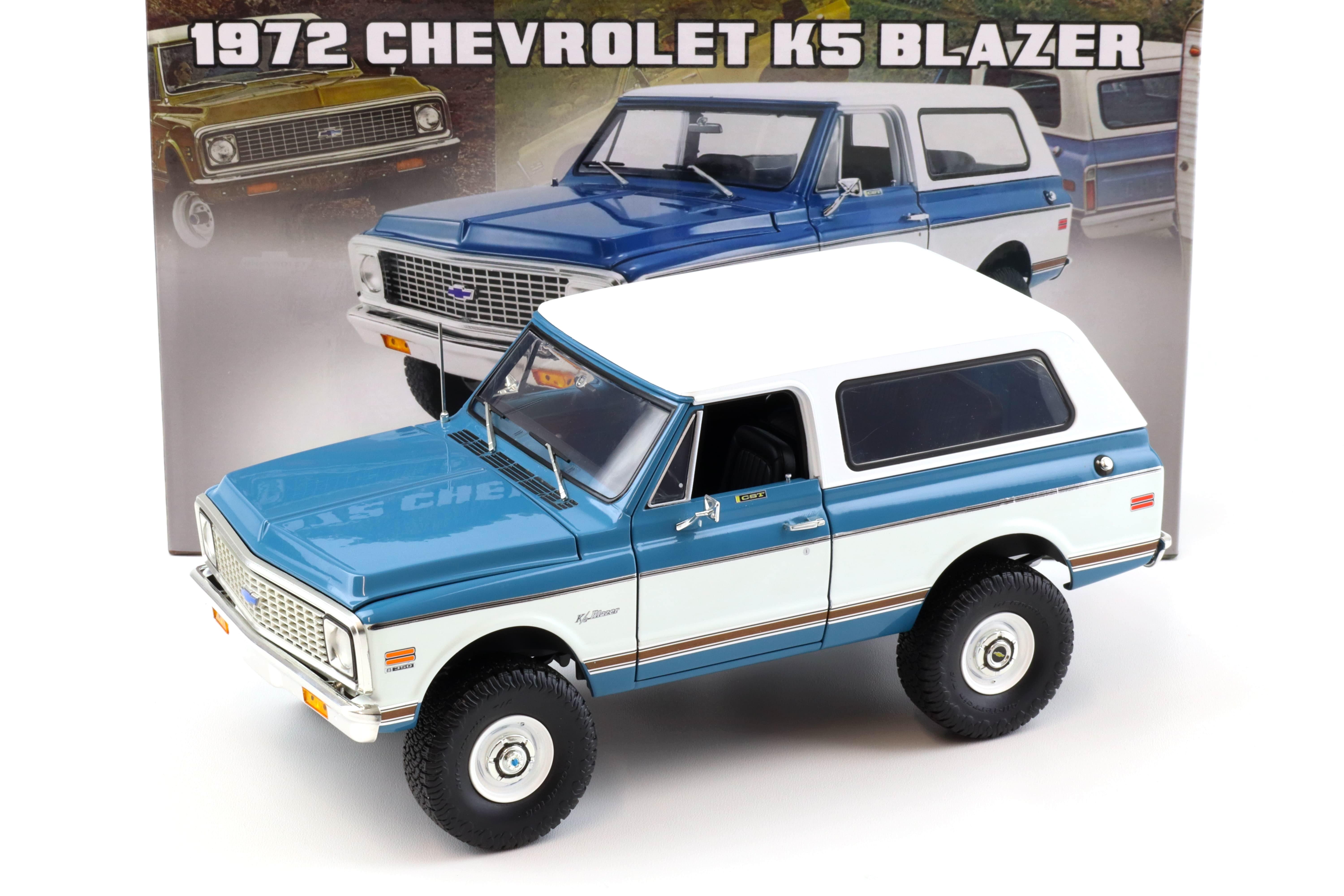 1:18 ACME 1972 Chevrolet K5 Blazer Lifted off-road Version blue/ white