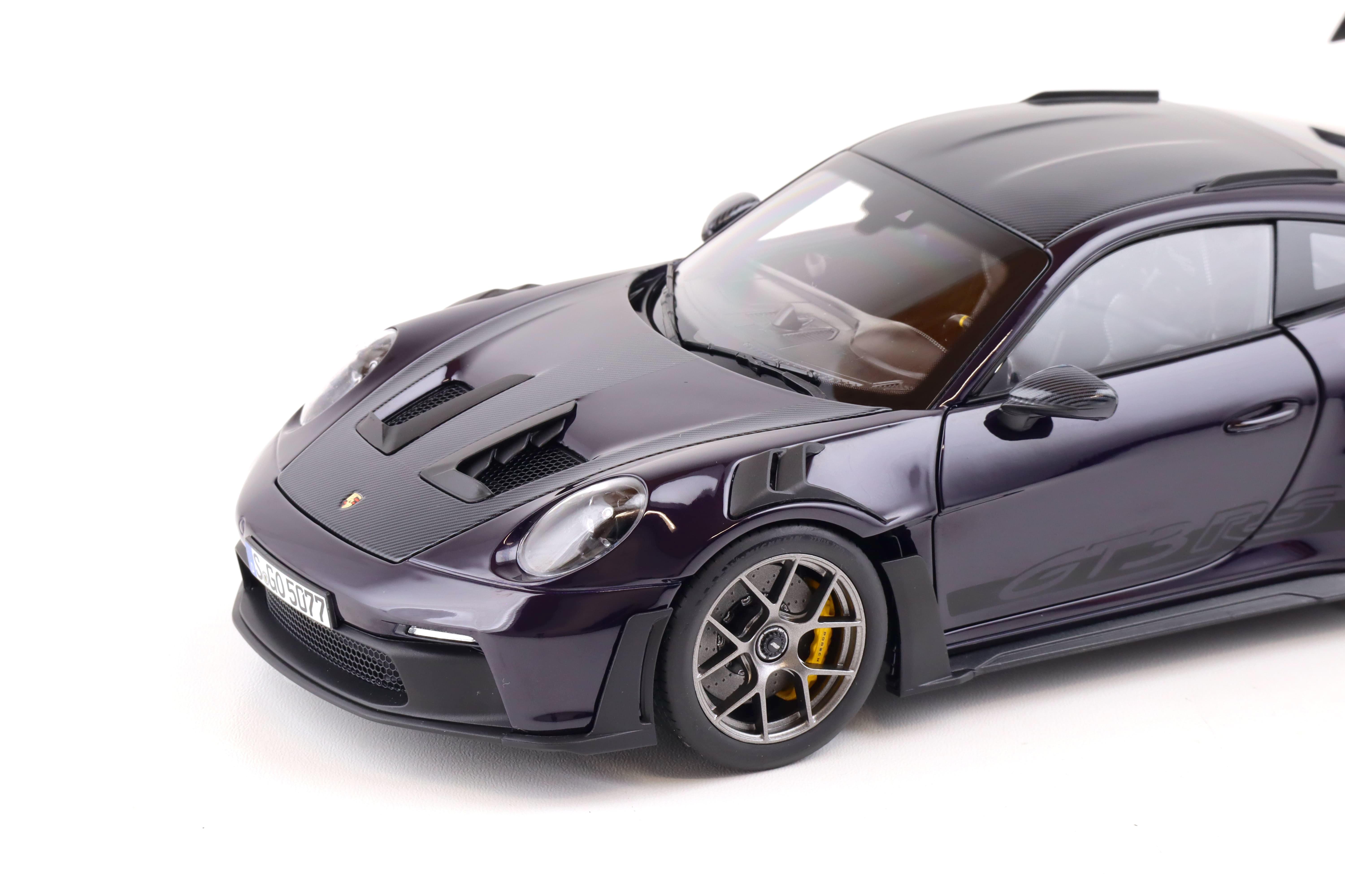 1:18 Norev Porsche 911 (992) GT3 RS Weissach Package 2022 PTS viola metallic - Limited 504 pcs.