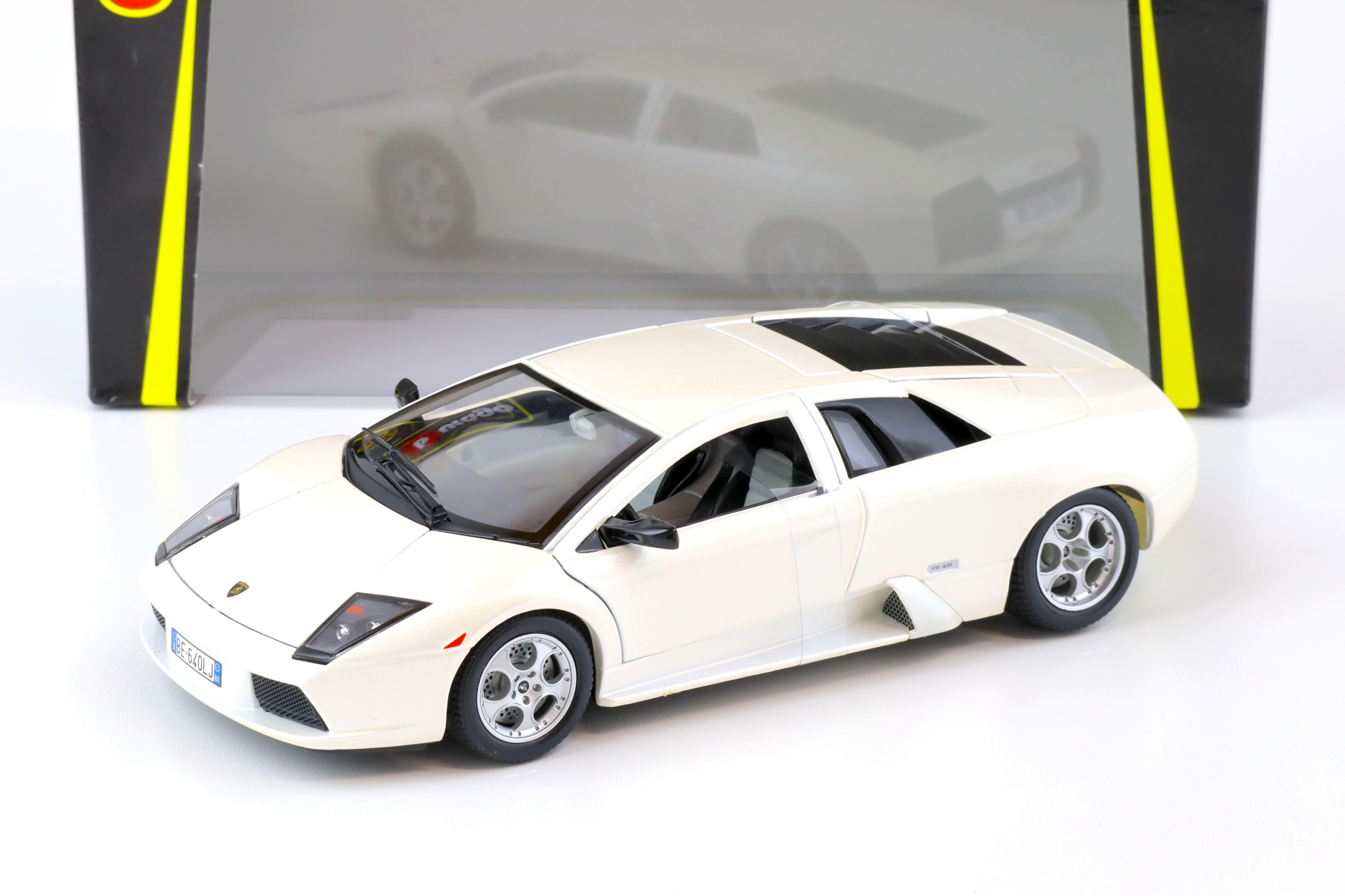 1:18 Bburago Lamborghini Murcielago pearl white metallic