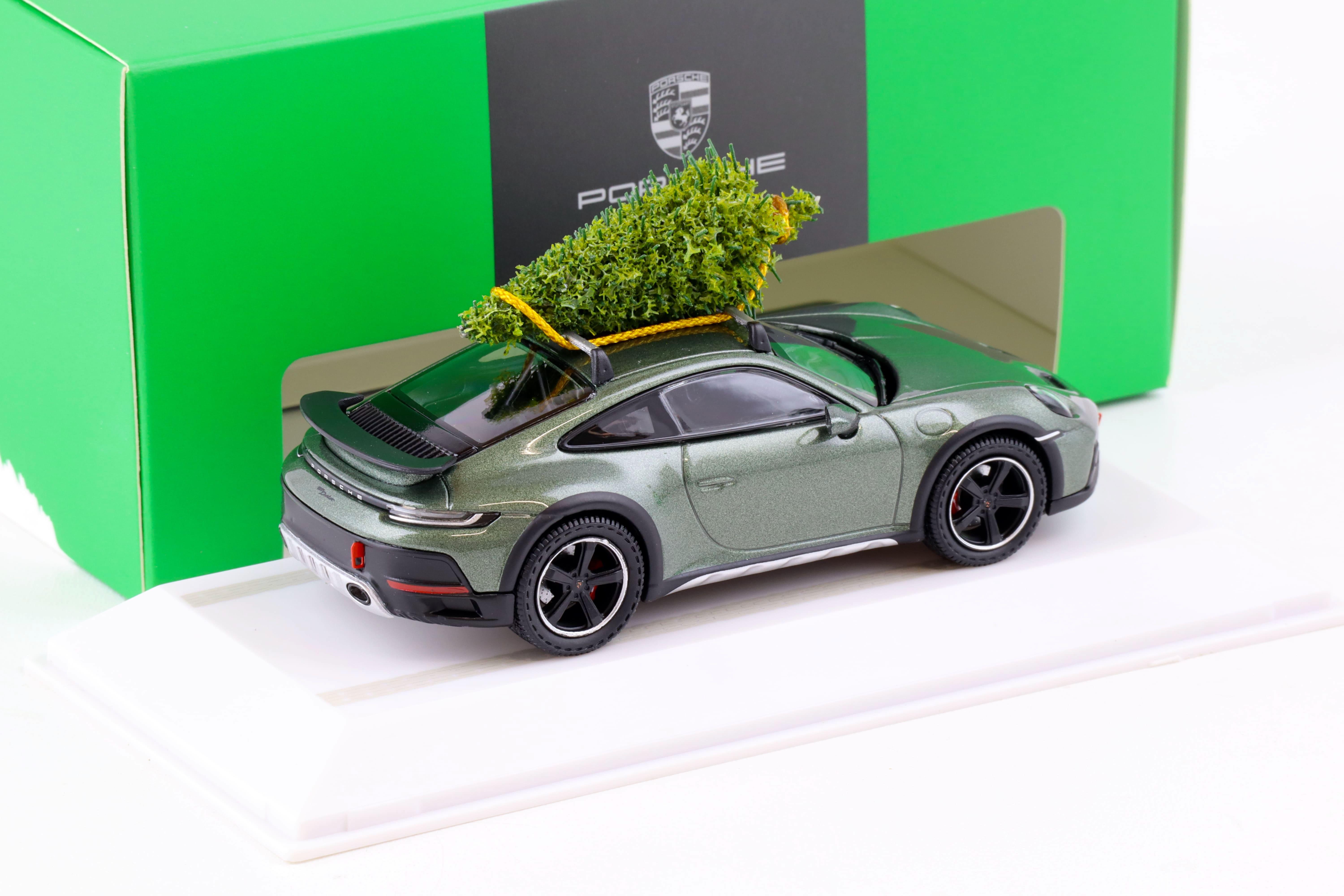 1:43 Spark Porsche 911 (992) Dakar Coupe Xmas 2023 green/black WAP DEALER