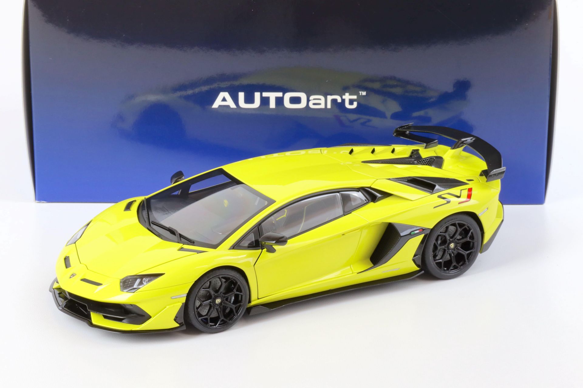 Autoart Lamborghini Aventador Svj Giallo Tenerife Pearl Yellow