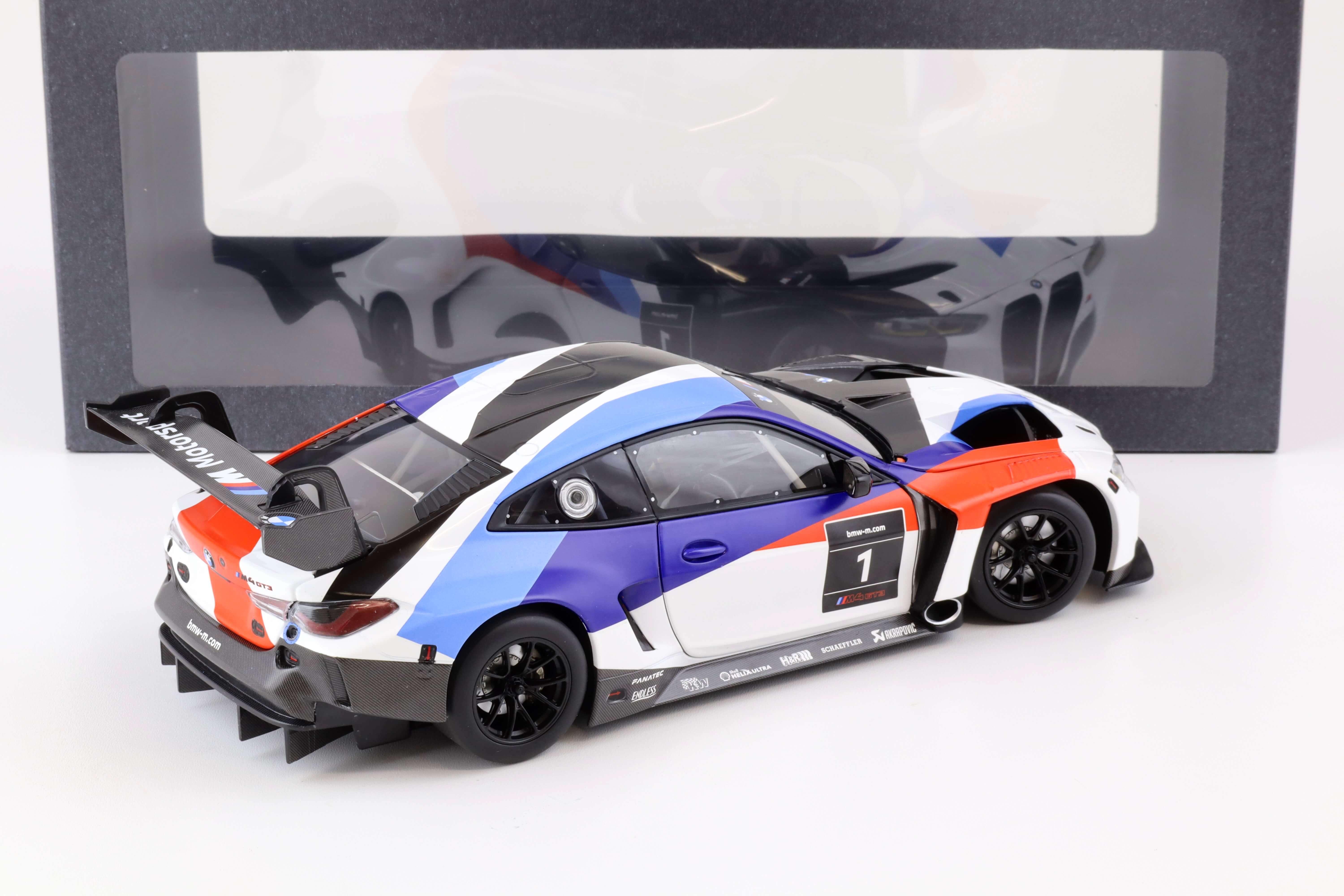 1:18 Minichamps BMW M4 GT3 Presentation 2021 #1 white/blue/red DEALER VERSION