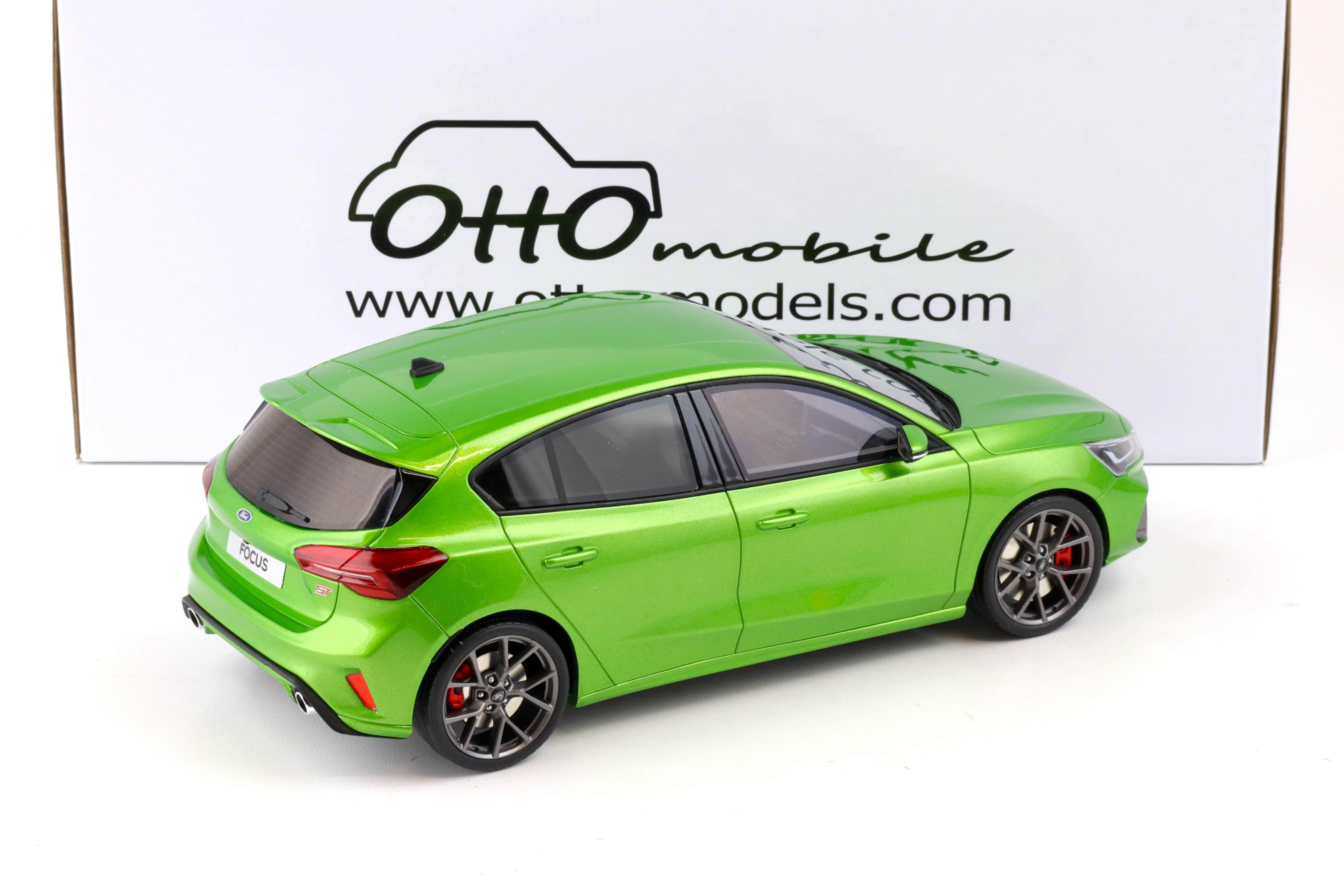 1:18 OTTO mobile OT450 Ford Focus ST MK5 Phase 2 green metallic 2022