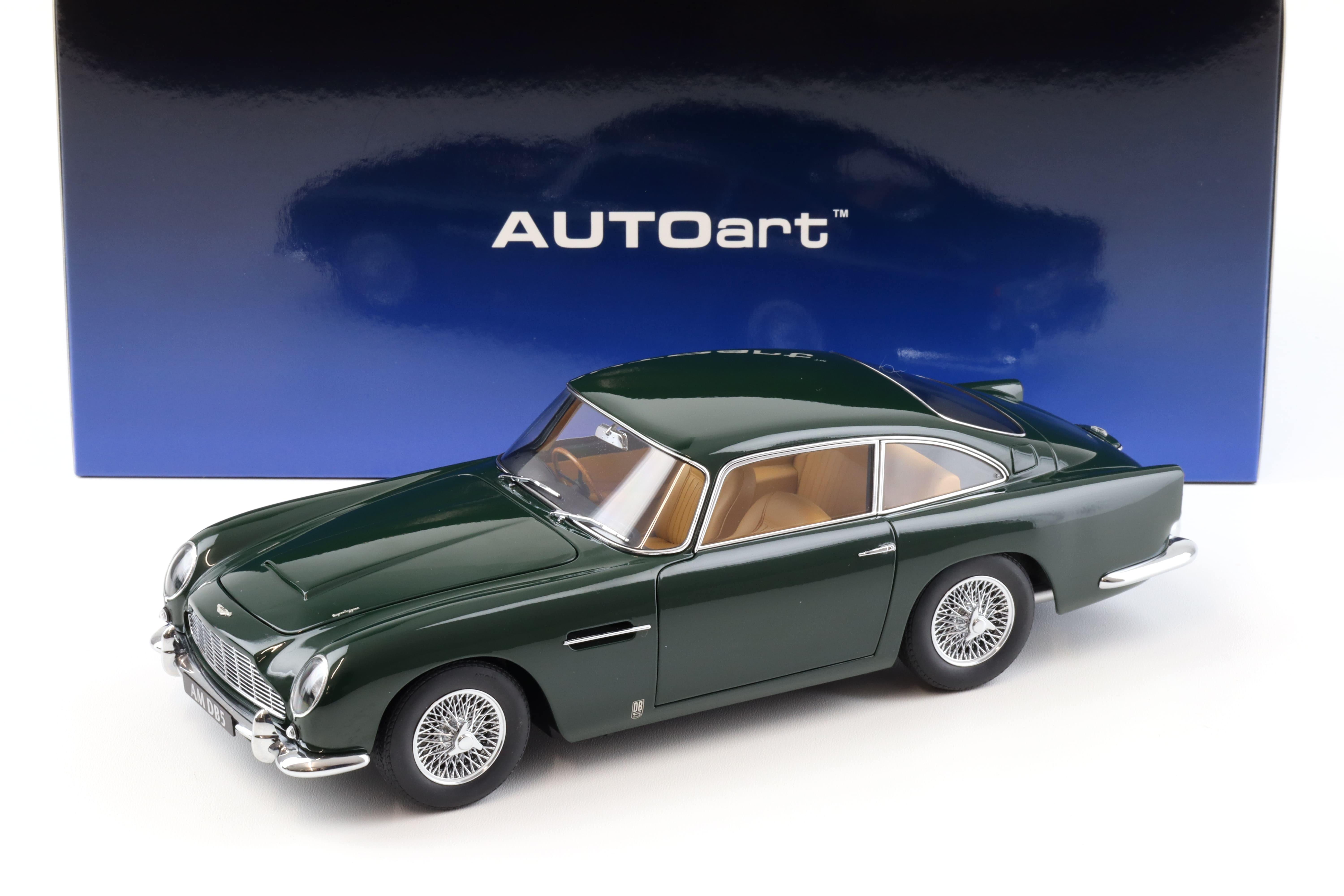 1:18 AUTOart Aston Martin DB5 Coupe 1964 British Racing green 70286