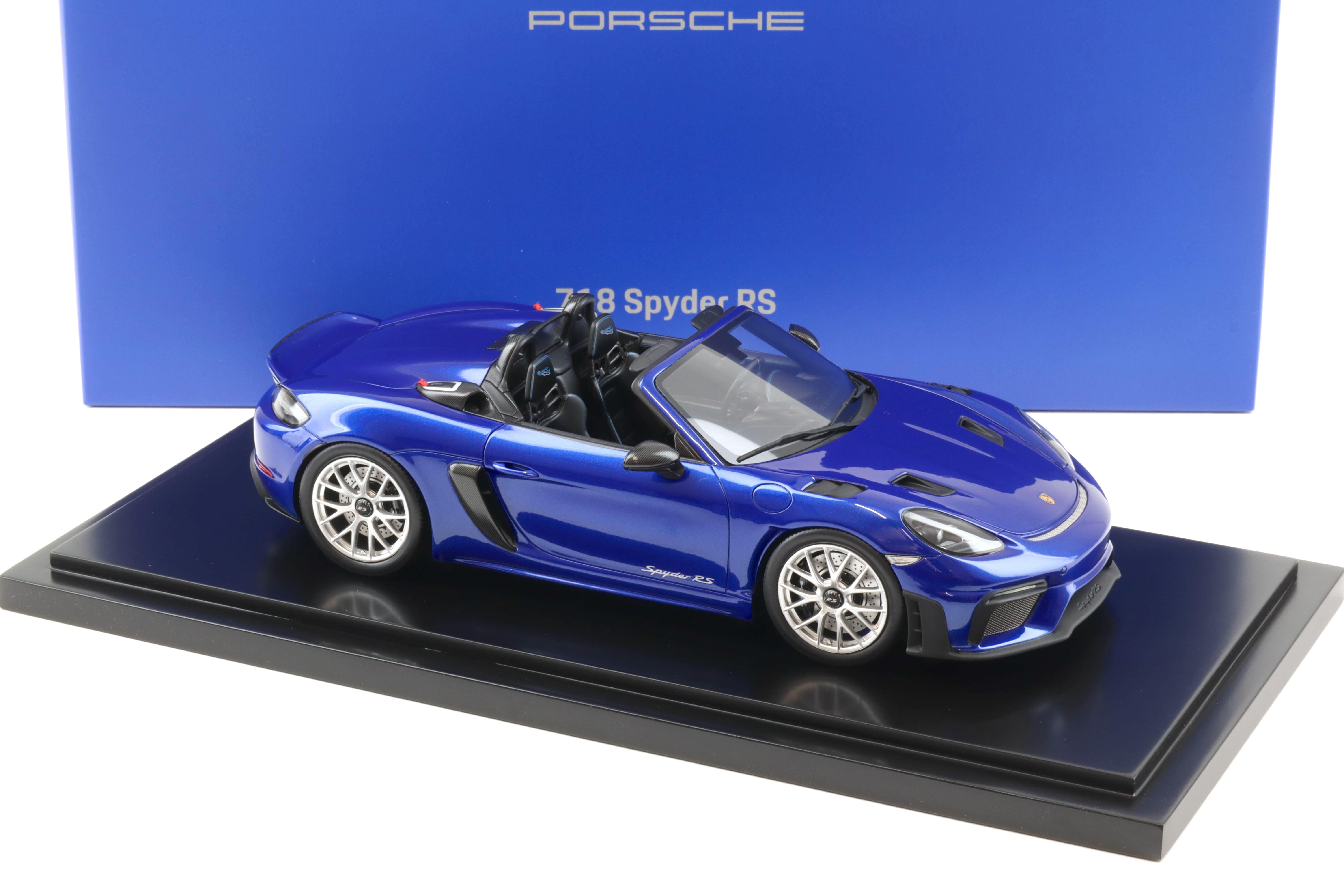 1:18 Spark Porsche 718 Spyder RS (982) San Marino blue Limited WAP DEALER