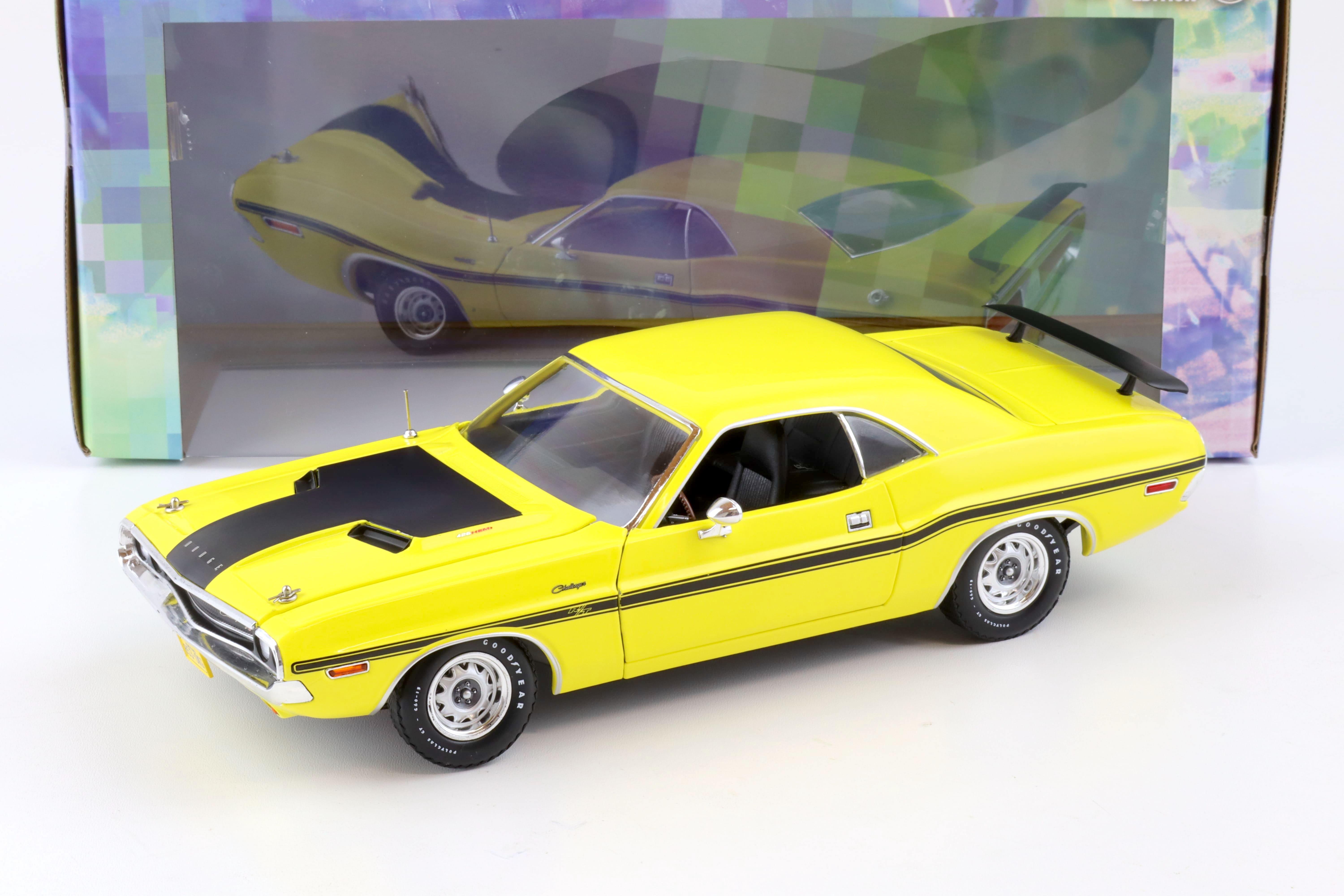 1:18 Greenlight 1970 Dodge Challenger R/T 426 Hemi Coupe yellow NCIS