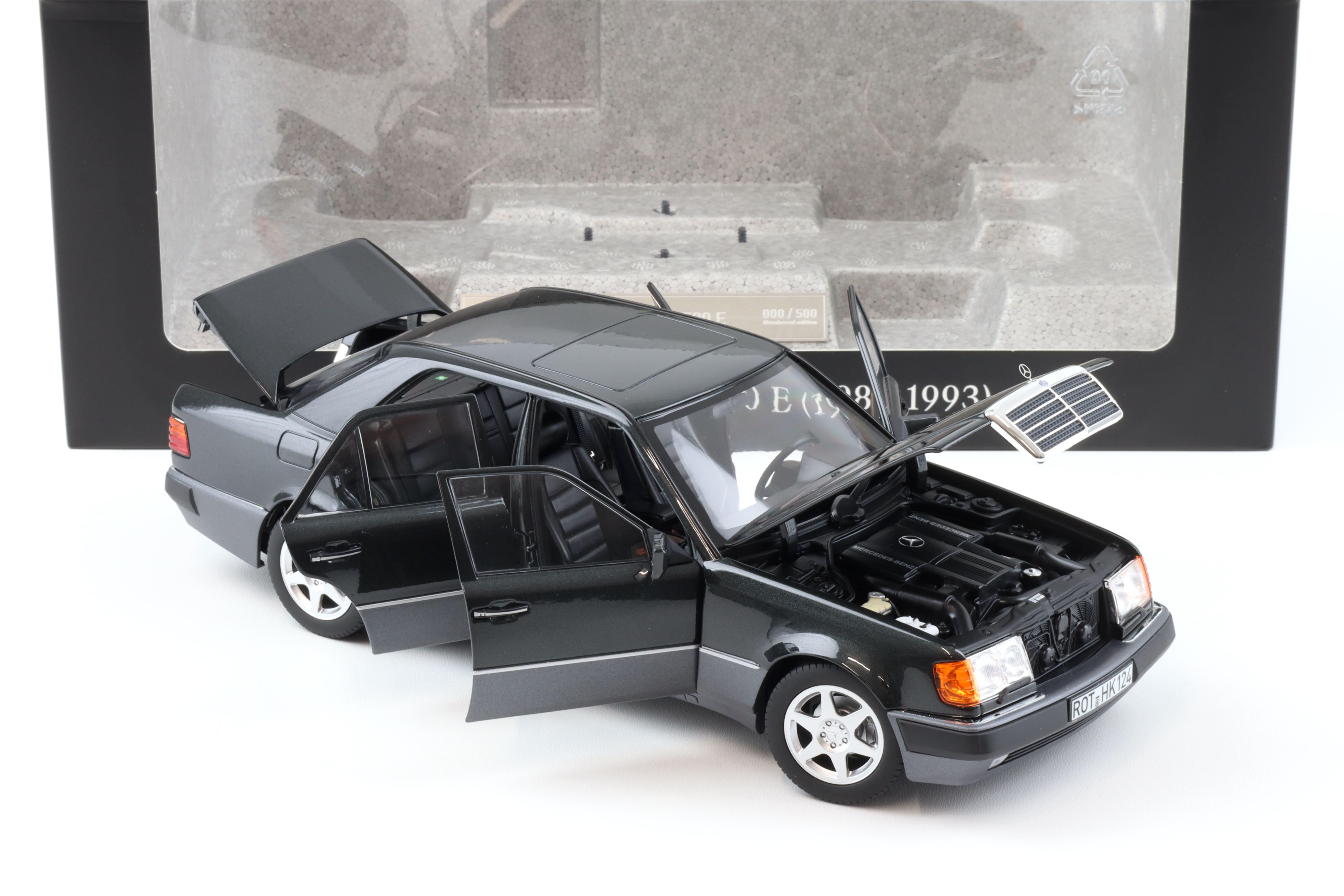 1:18 Norev Mercedes 500 E W124 5.0 V8 Limousine blue-black met. DEALER VERSION