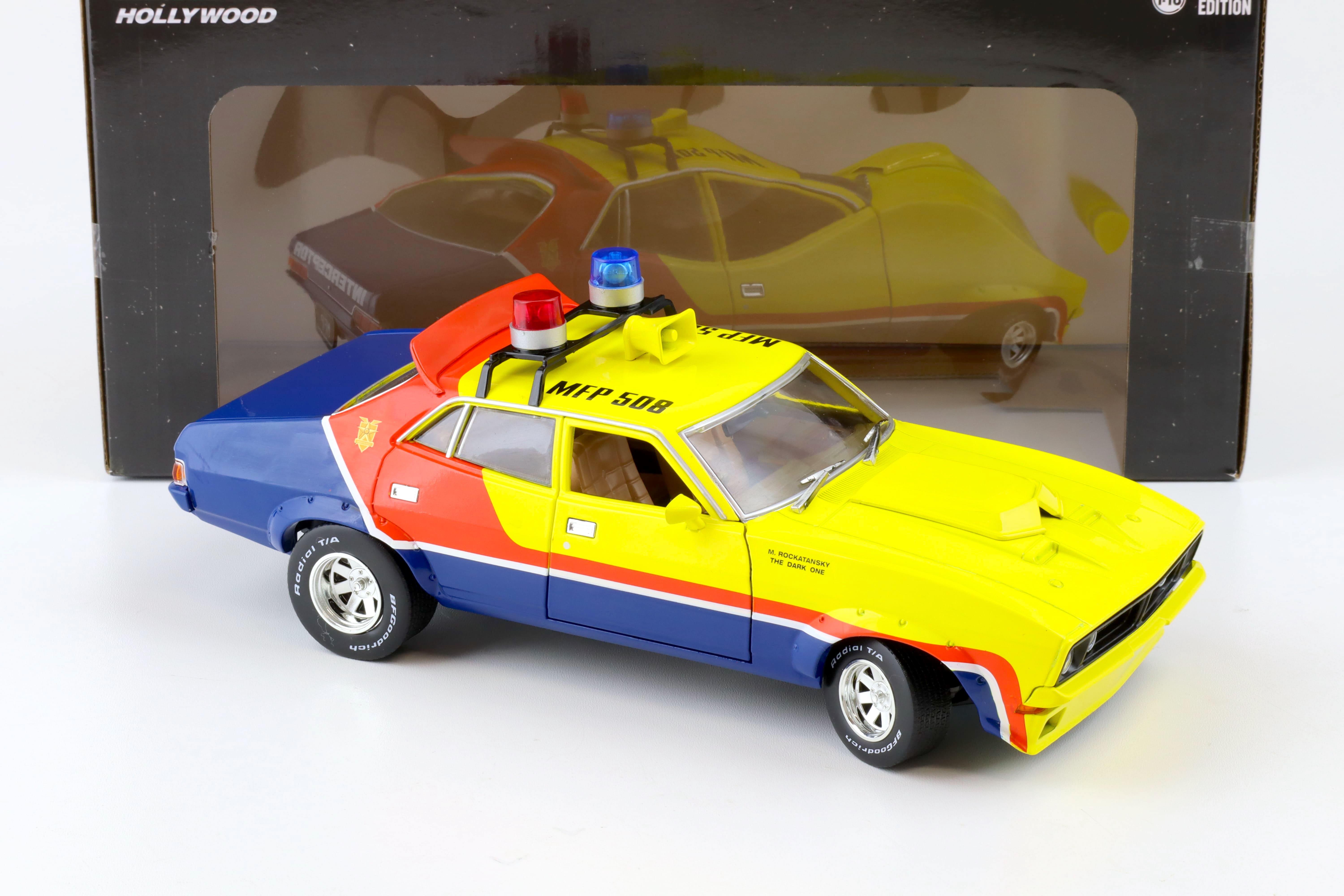 1:18 Greenlight Ford Falcon XB V8 Intercopter 1974 Police Car MAD MAX yellow/ red/ blue