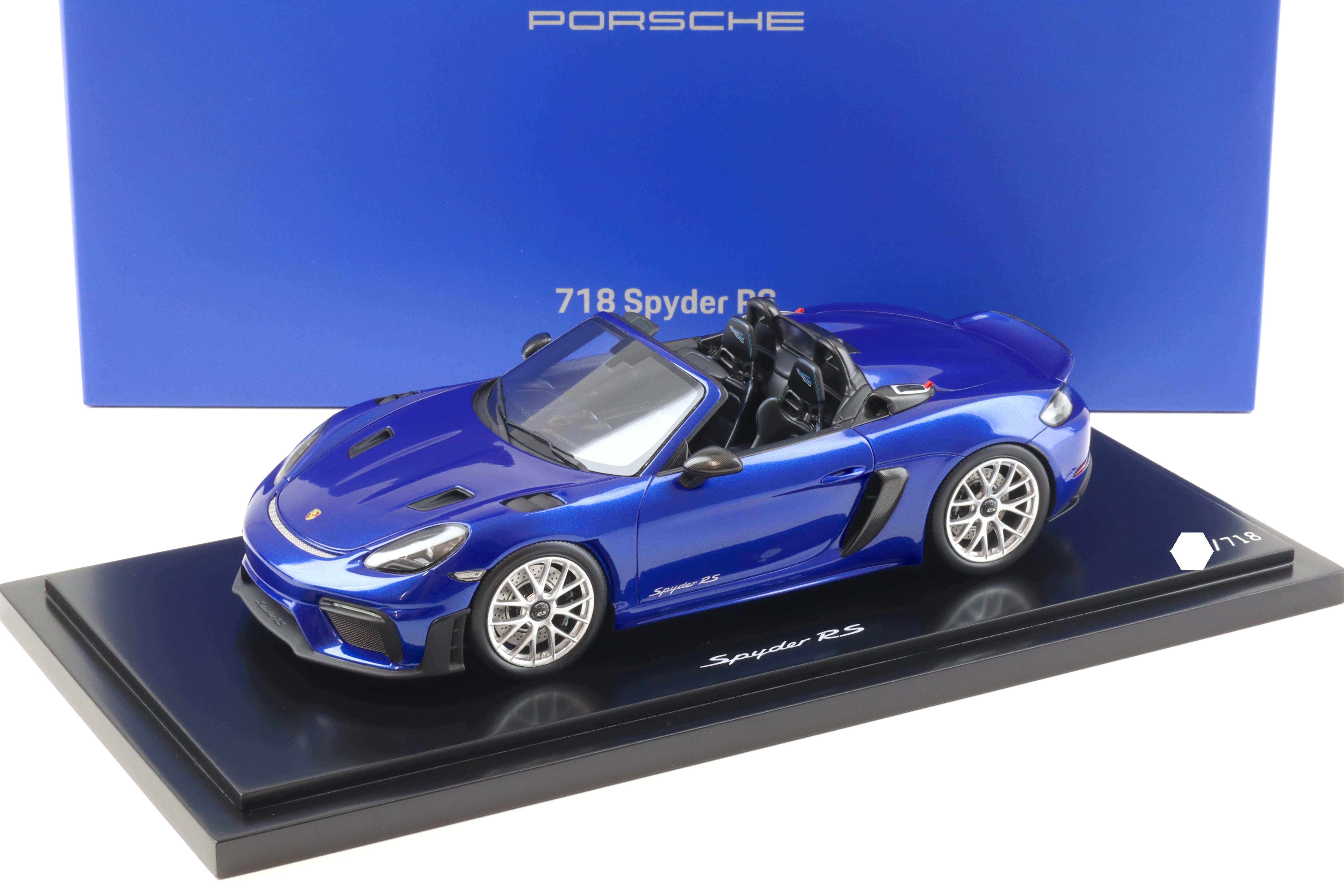 1:18 Spark Porsche 718 Spyder RS (982) San Marino blue Limited WAP DEALER