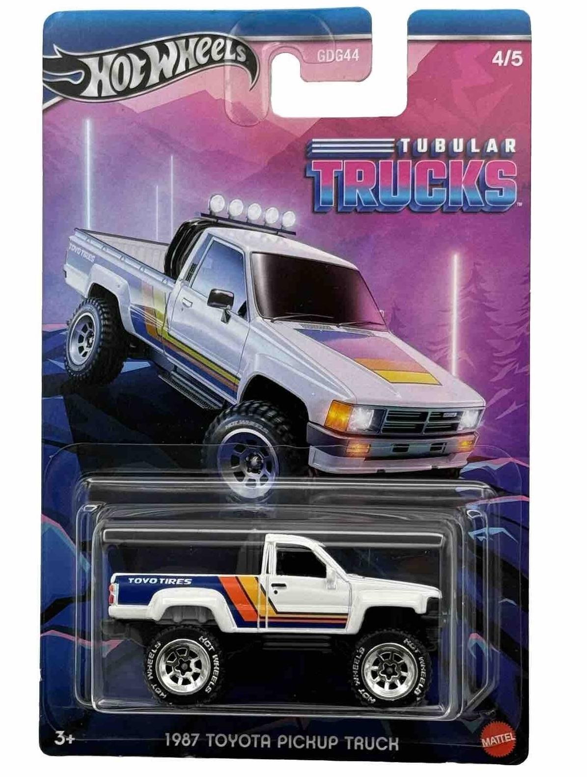 1:64 Hot Wheels 2024 Tubular Trucks GDG44-977G 1987 Toyota Pickup Truck white