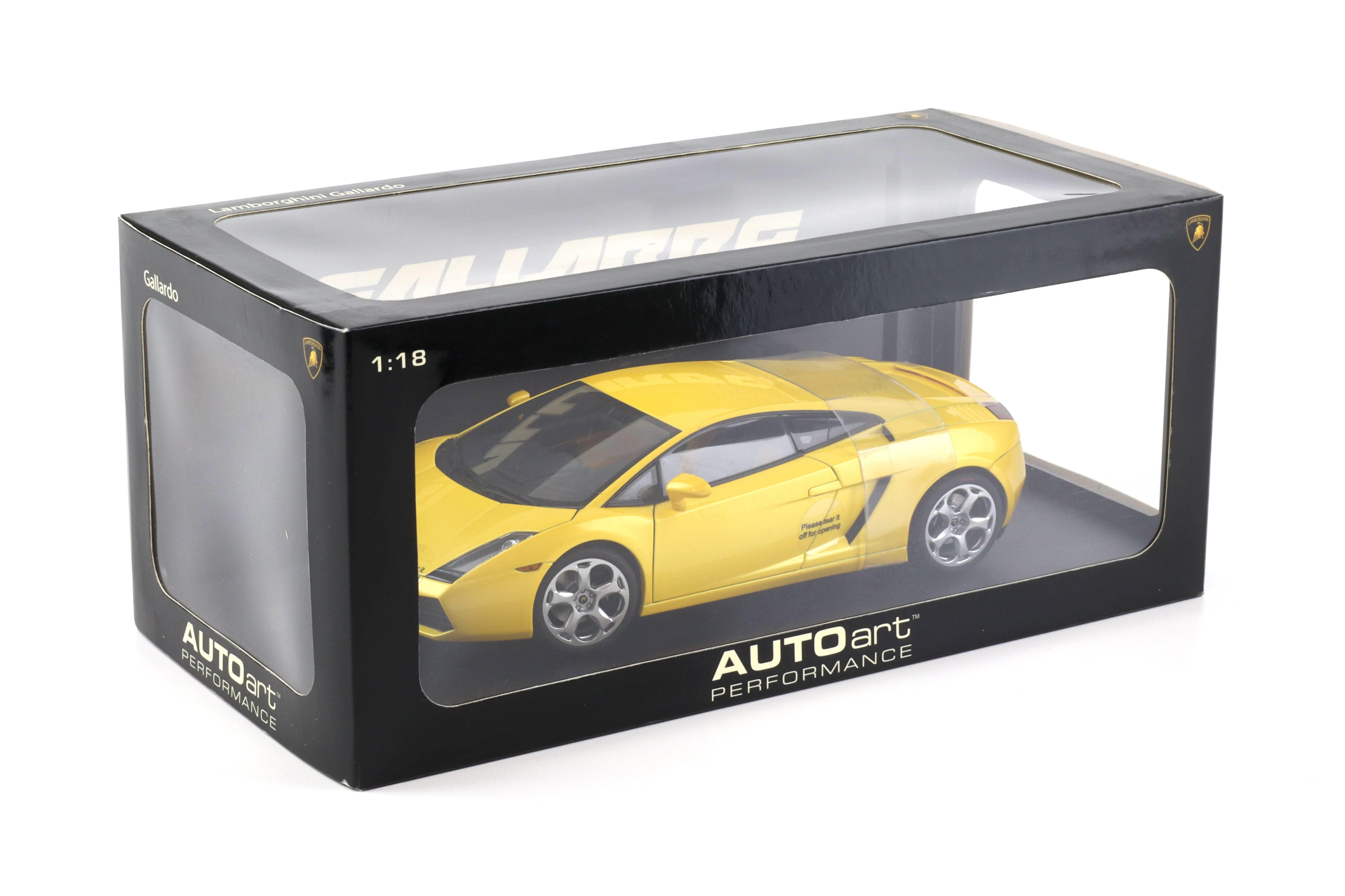 1:18 AUTOart Lamborghini Gallardo Coupe metallic yellow 74571