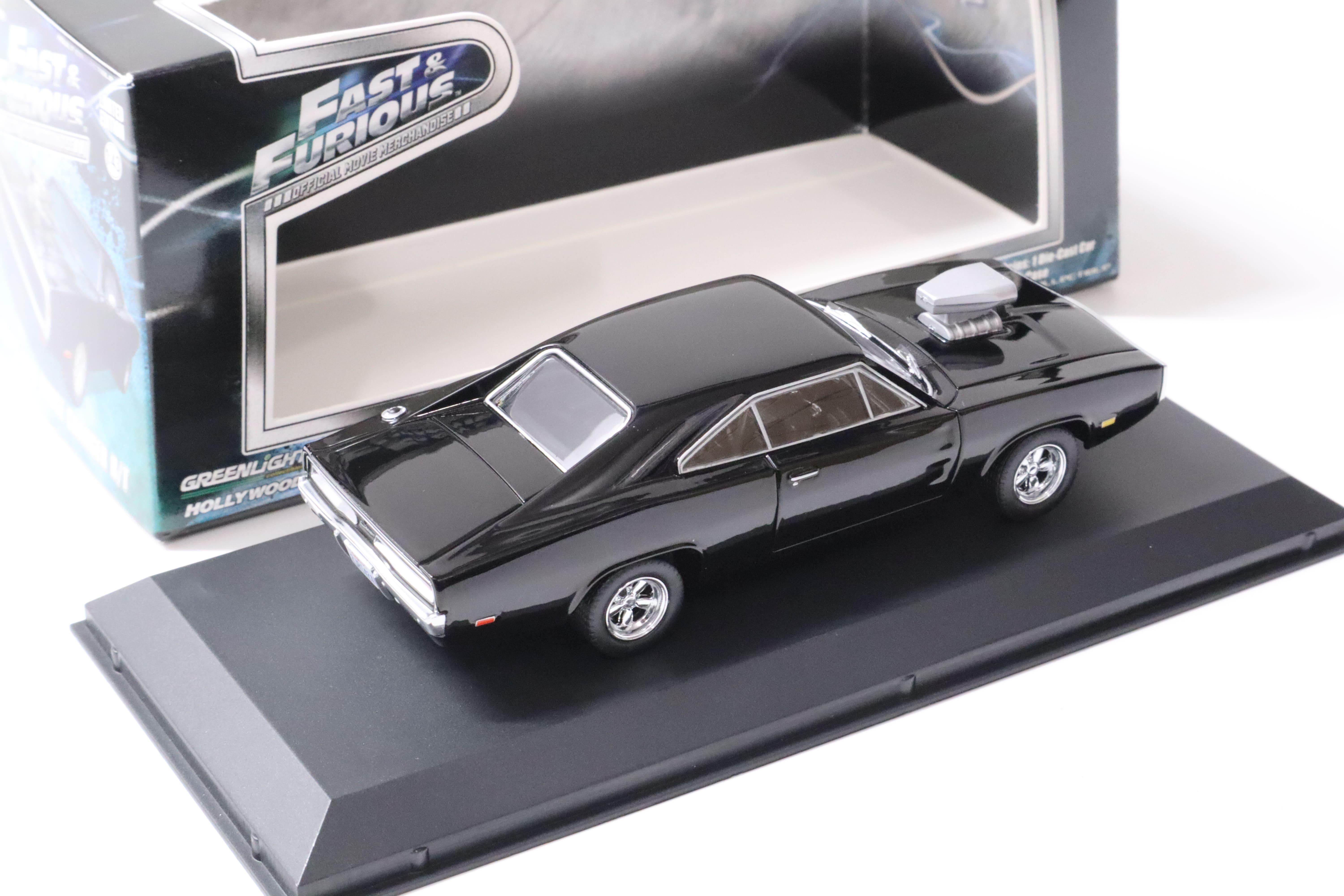 1:43 Greenlight Fast and Furious DOM's 1970 Dodge Charger R/T black