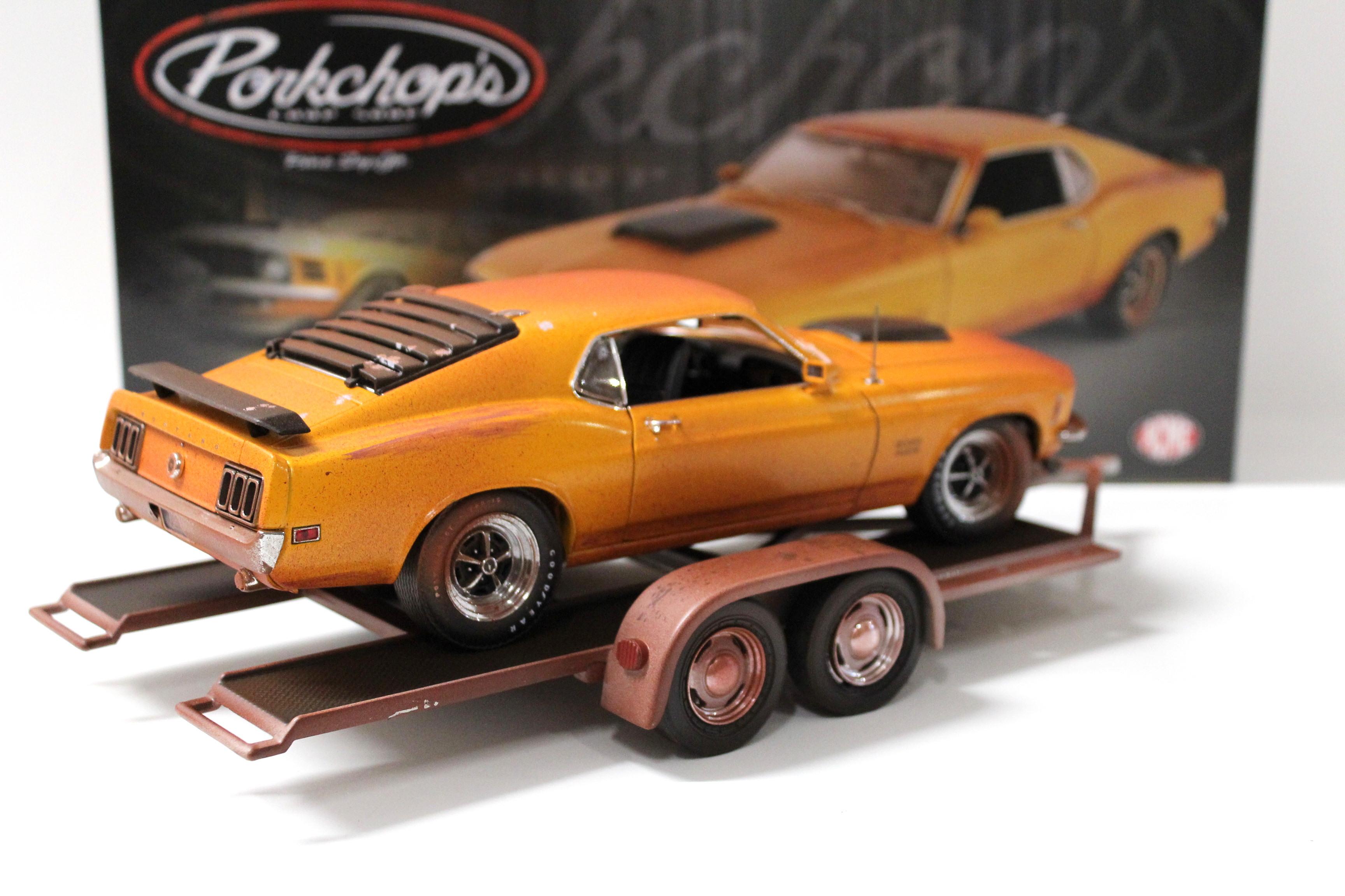 1:18 ACME 1970 Ford Mustang Boss 429 Pork Chop's Barn Find + Trailer and parts