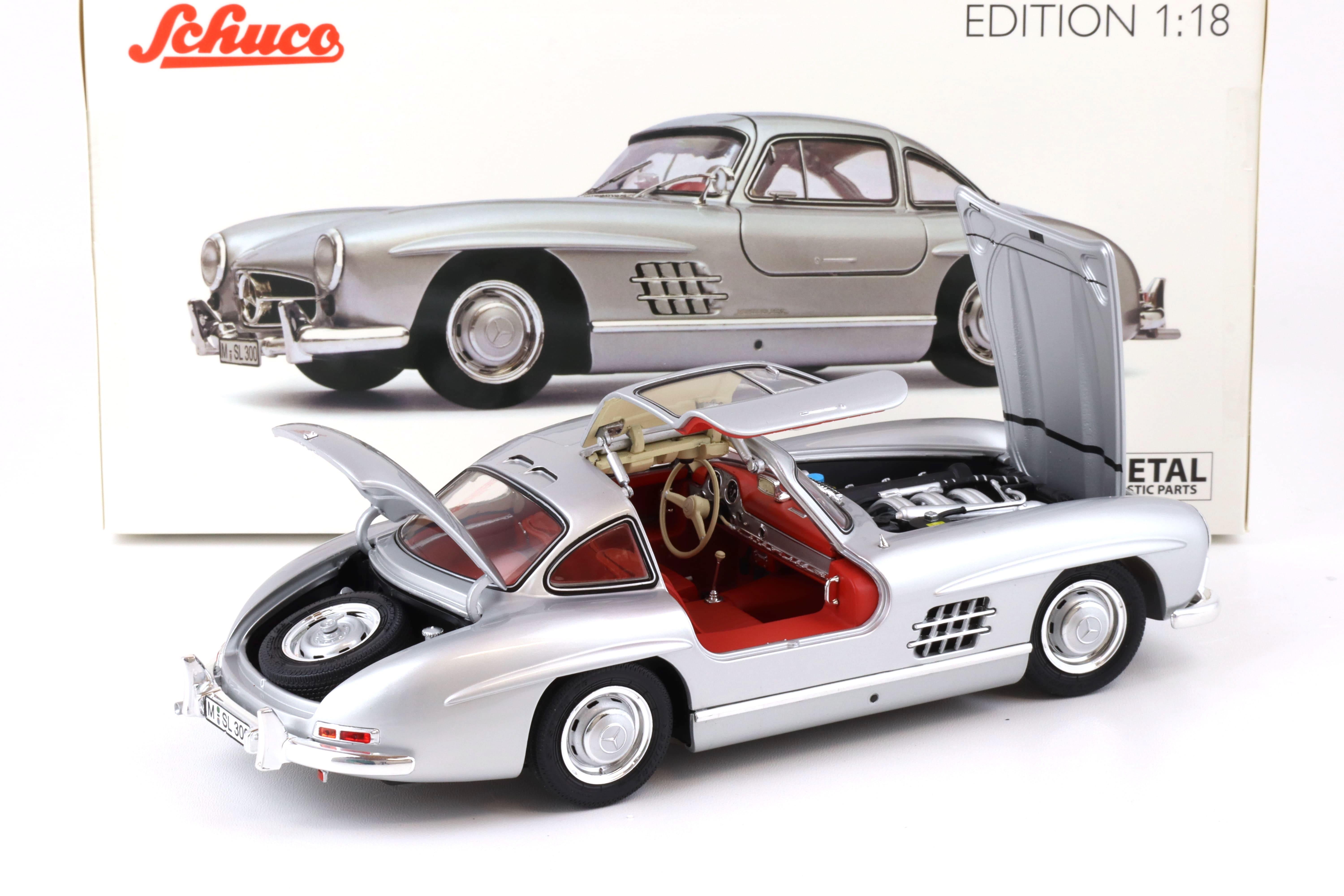 1:18 Schuco Mercedes 300 SL Coupe Gullwing silver/ red interior