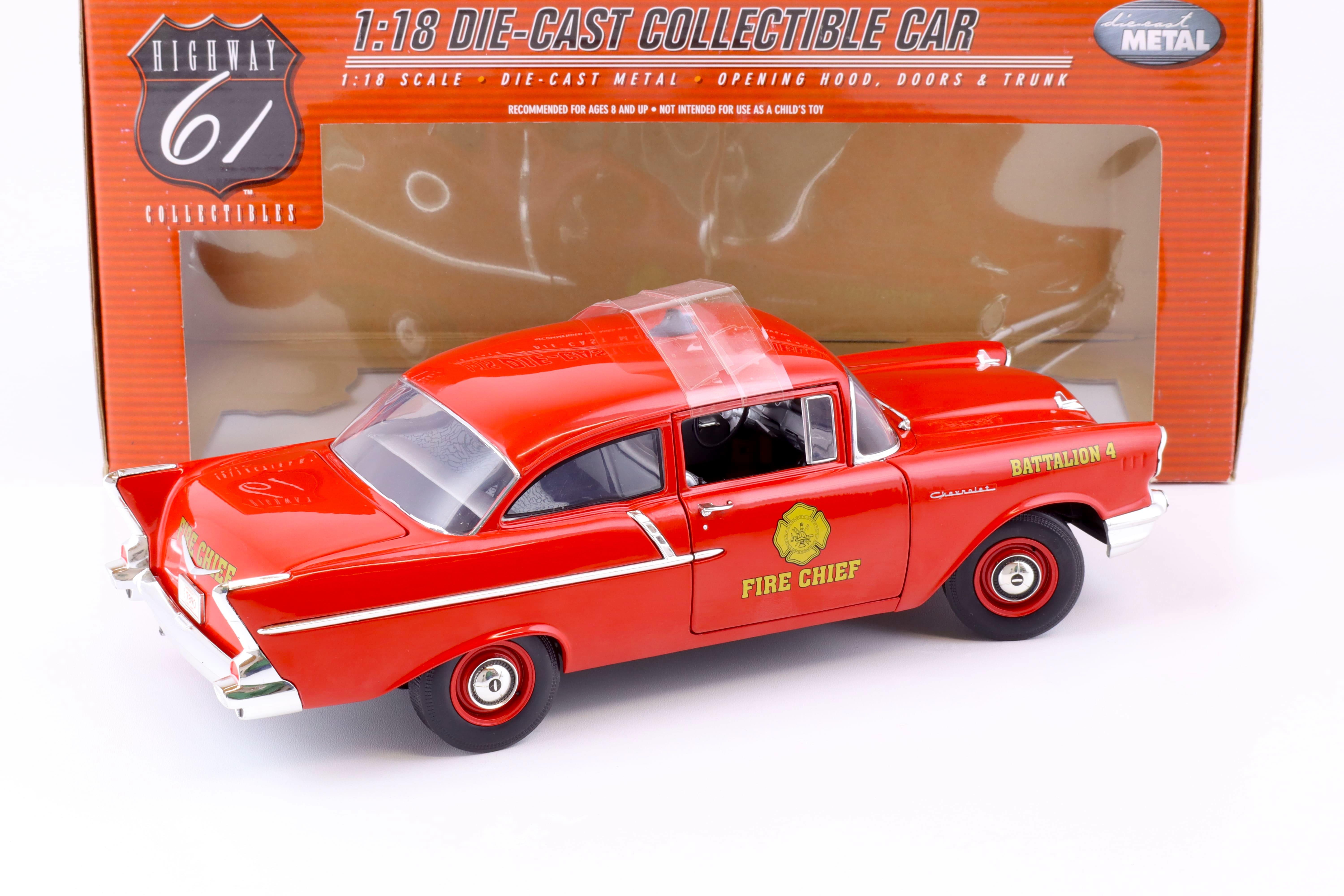 1:18 Highway61 Chevrolet 150 Utility Sedan Fire Chief 1957 red 50544