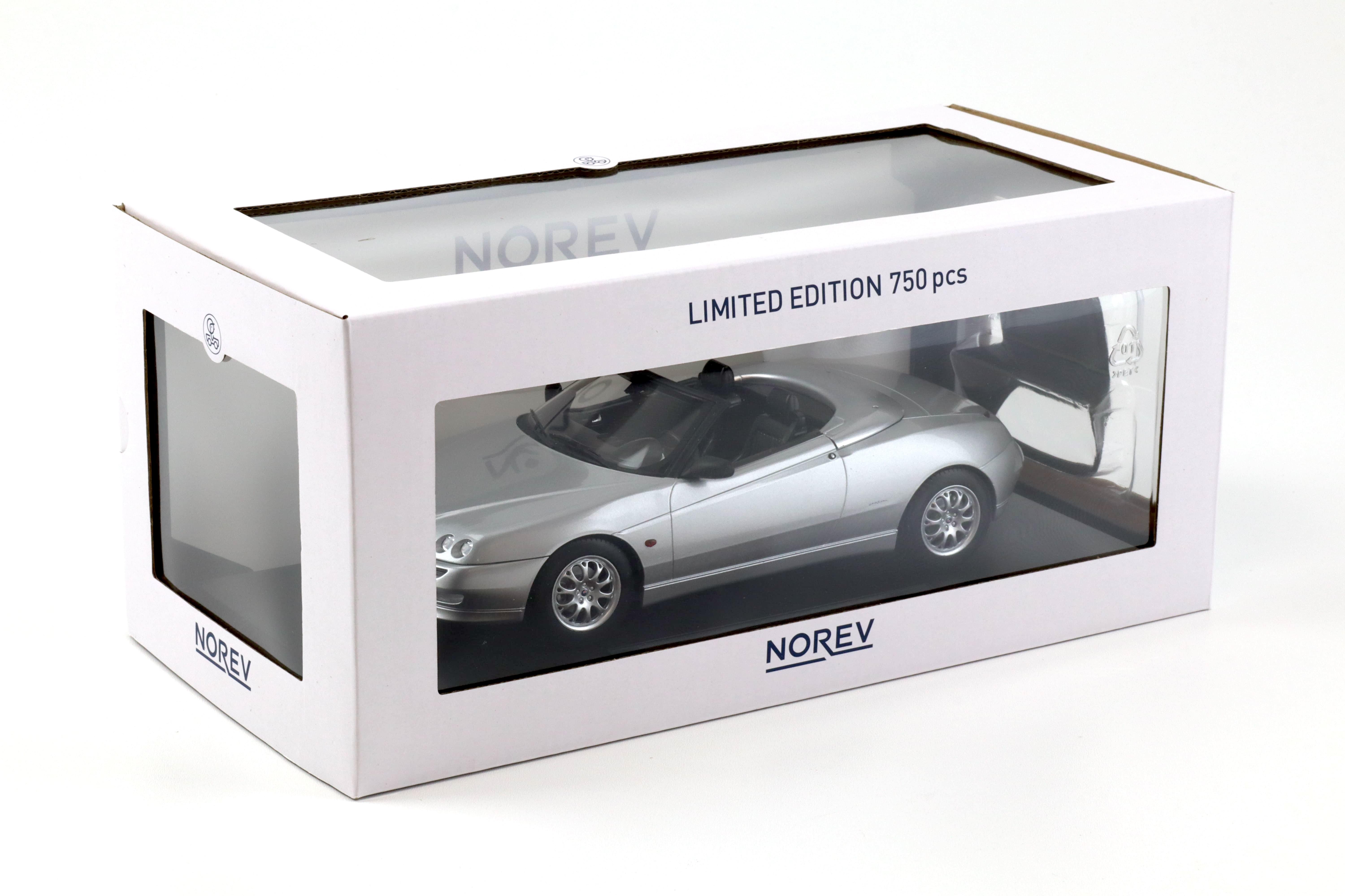 1:18 Norev Alfa Romeo Spider 2.0 T.Spark 1999 with Softtop silver - Limited 750 pcs.