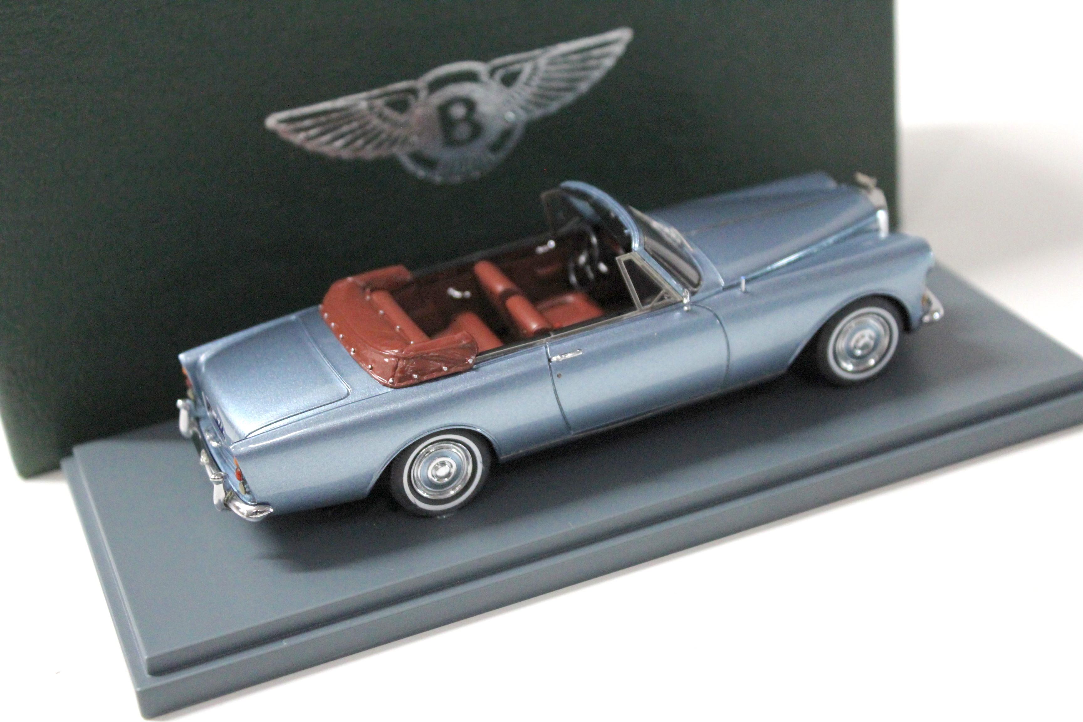 1:43 Neo Bentley S3 Continental Mulliner Park Ward Convertible blue