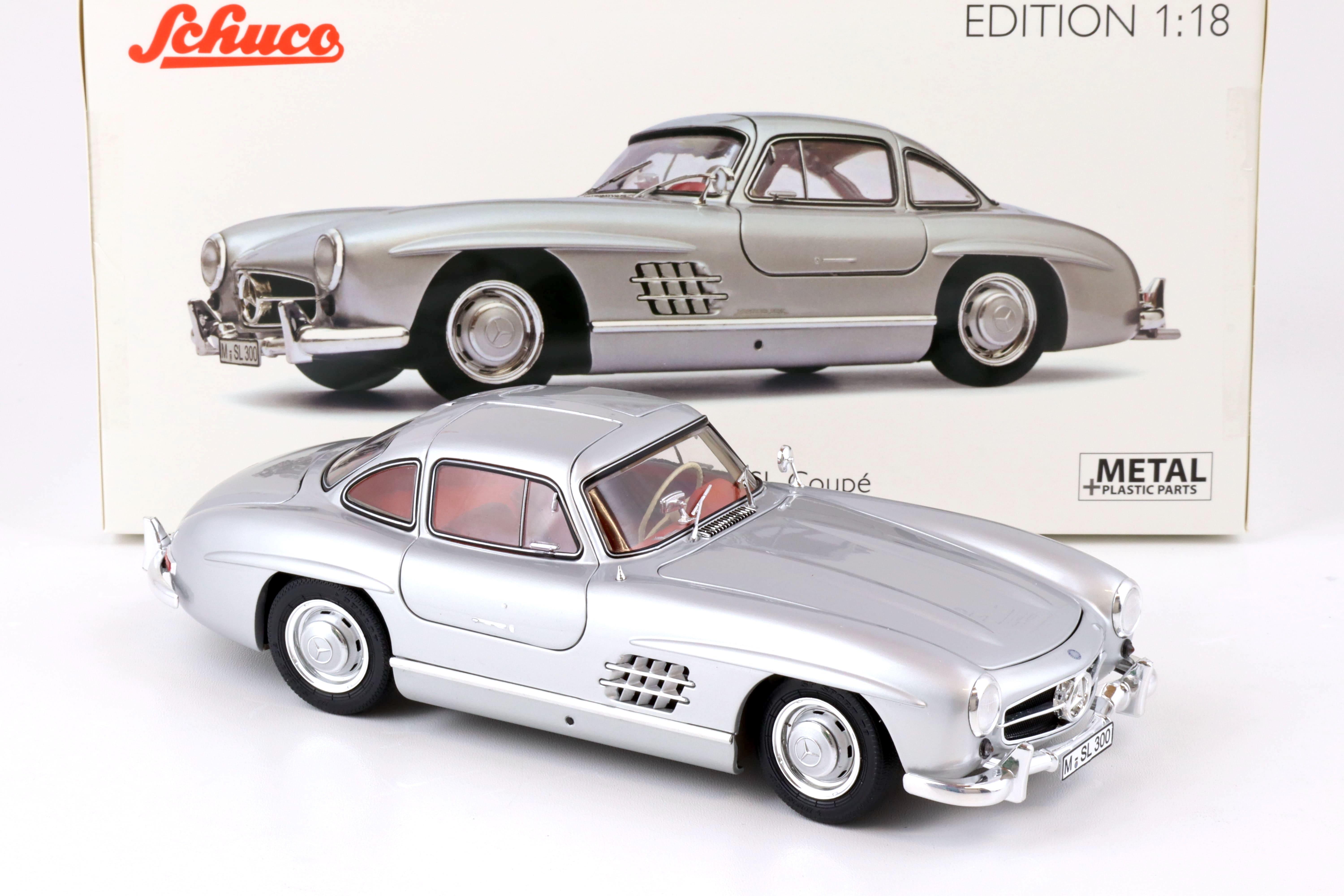 1:18 Schuco Mercedes 300 SL Coupe Gullwing silver/ red interior