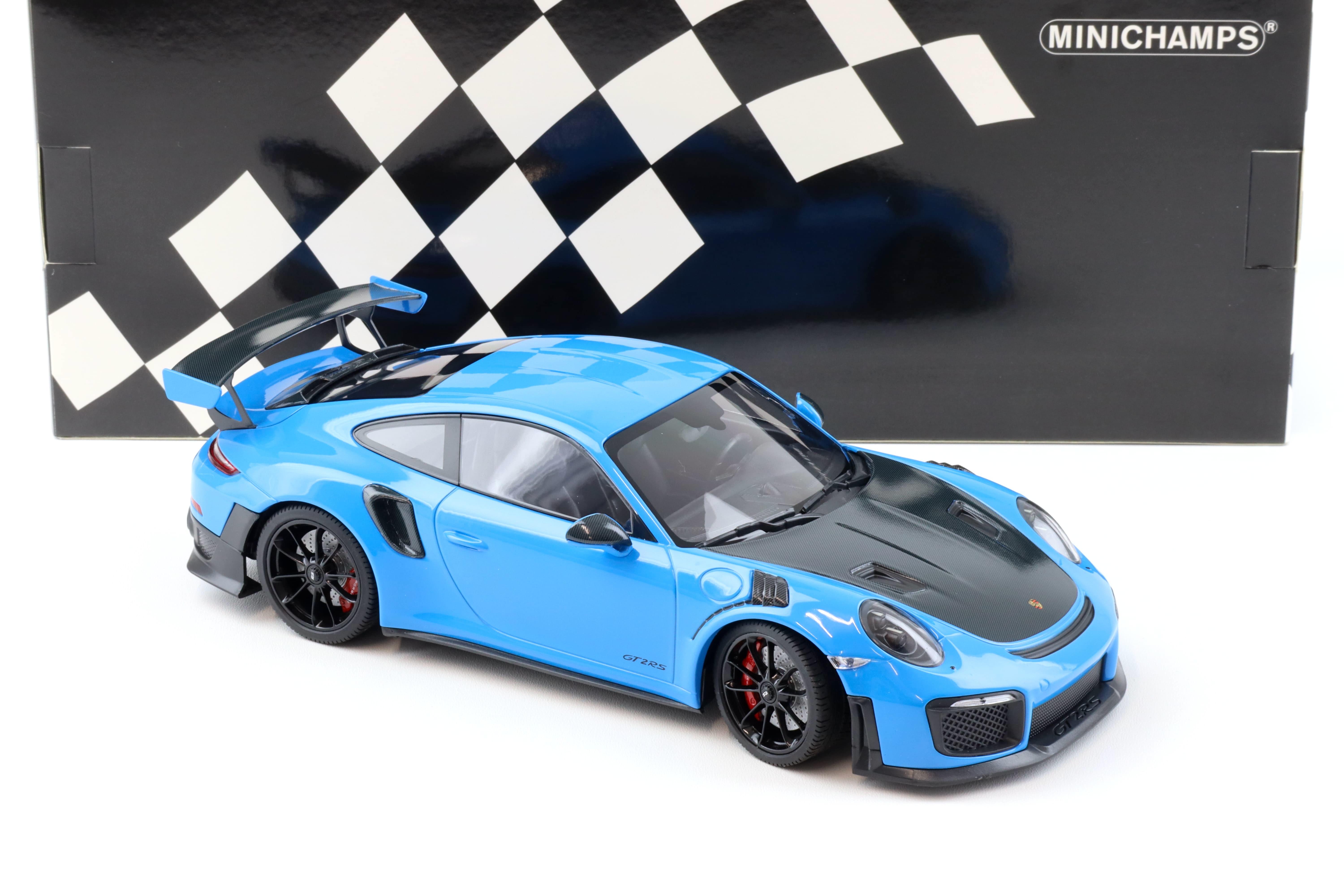 1:18 Minichamps Porsche 911 (991.2) GT2 RS blue with black wheels 2018