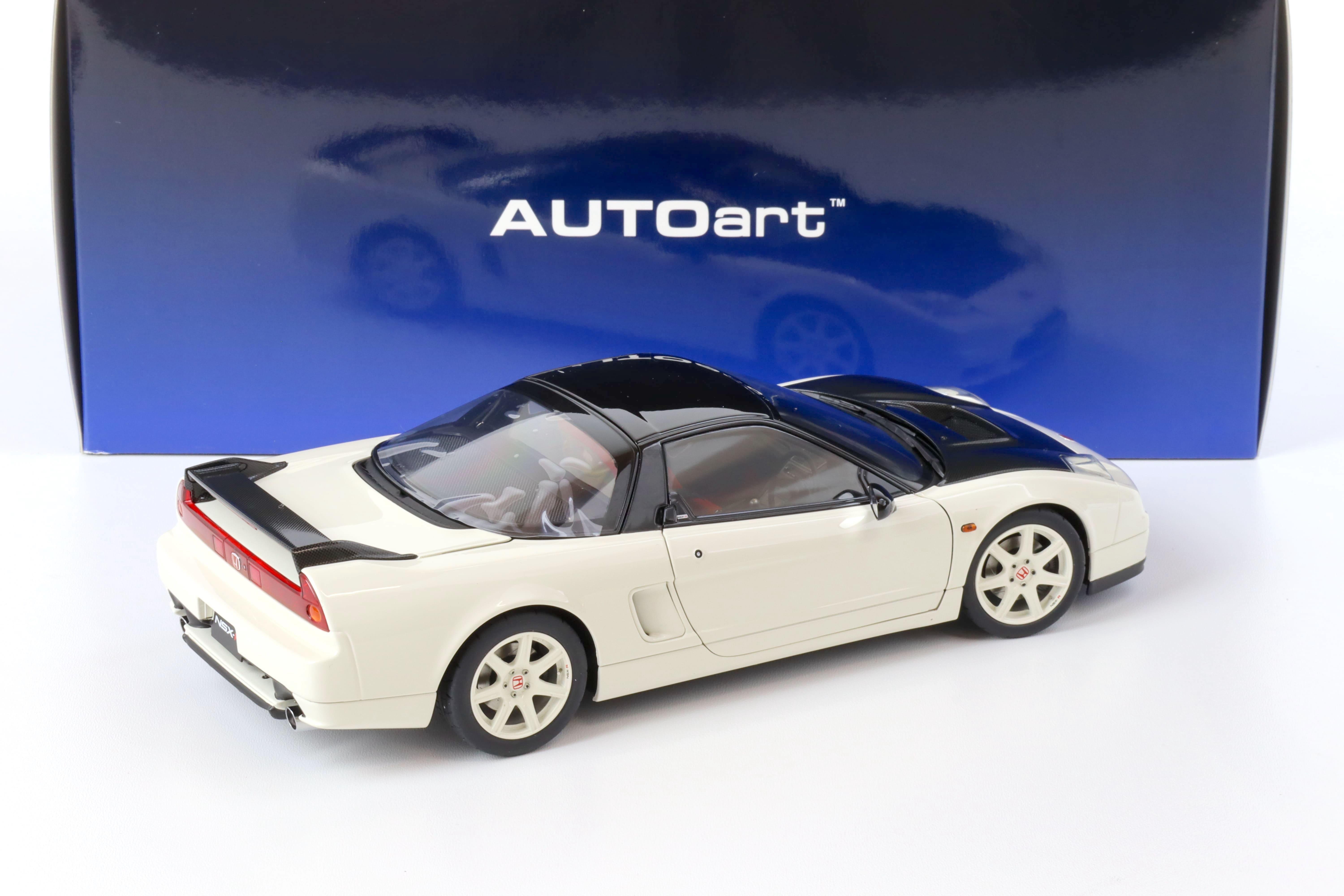 1:18 AUTOart Honda NSX-R (NA2) 2019 Championship white/ black Carbon fiber