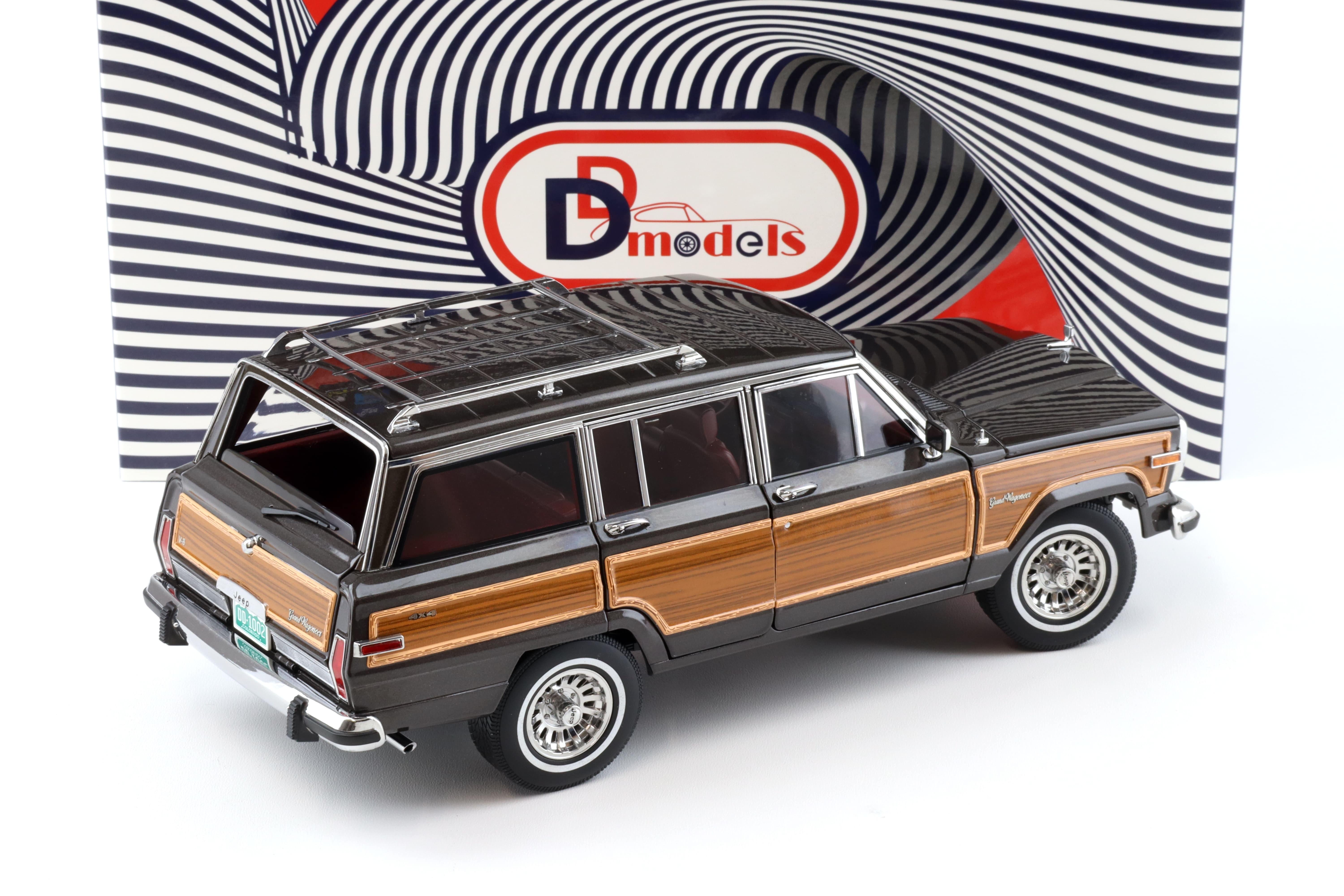 1:18 DD-Models Jeep Grand Wagoneer 1991 Dover grey metallic/ wood DO00102