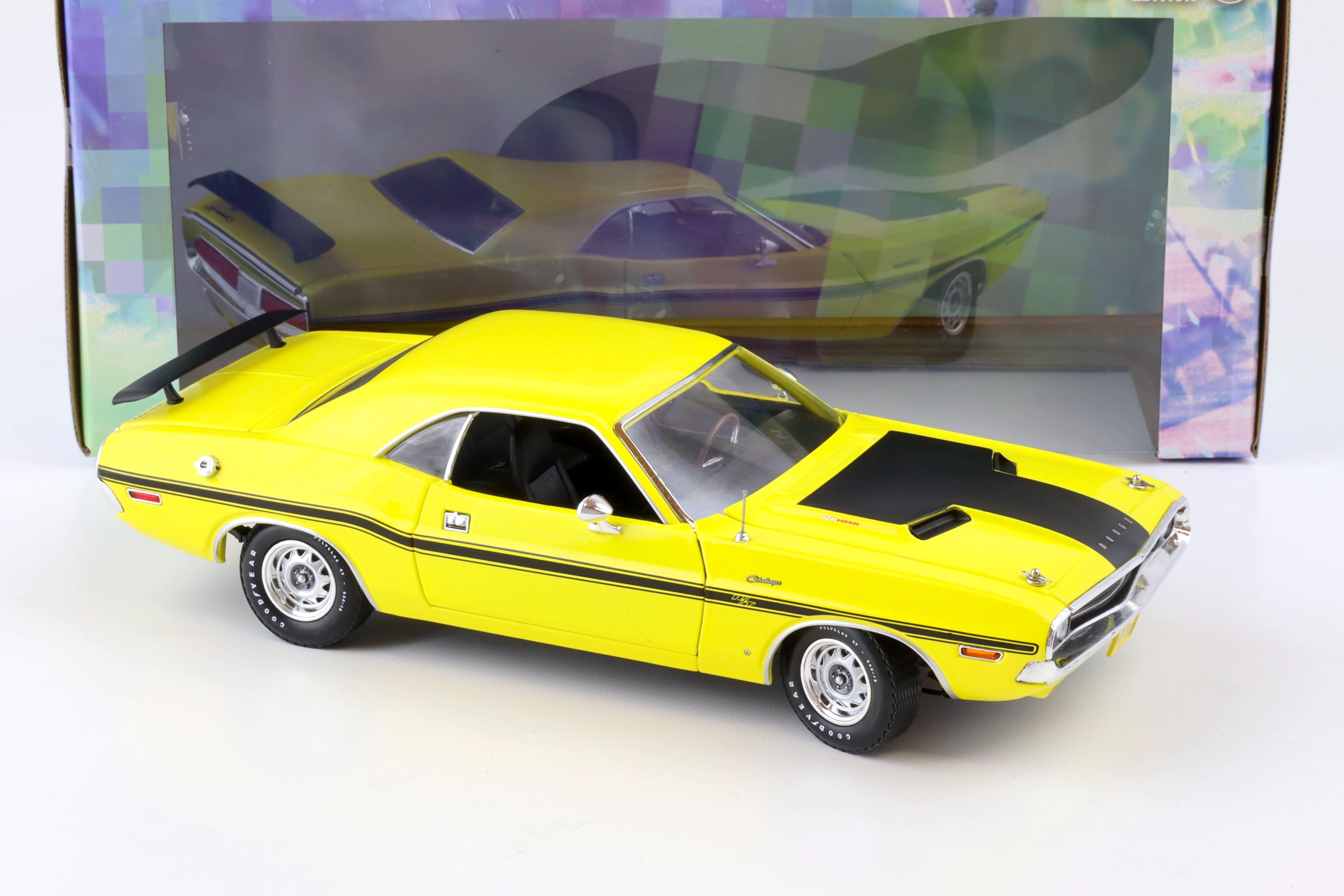 1:18 Greenlight 1970 Dodge Challenger R/T 426 Hemi Coupe yellow NCIS