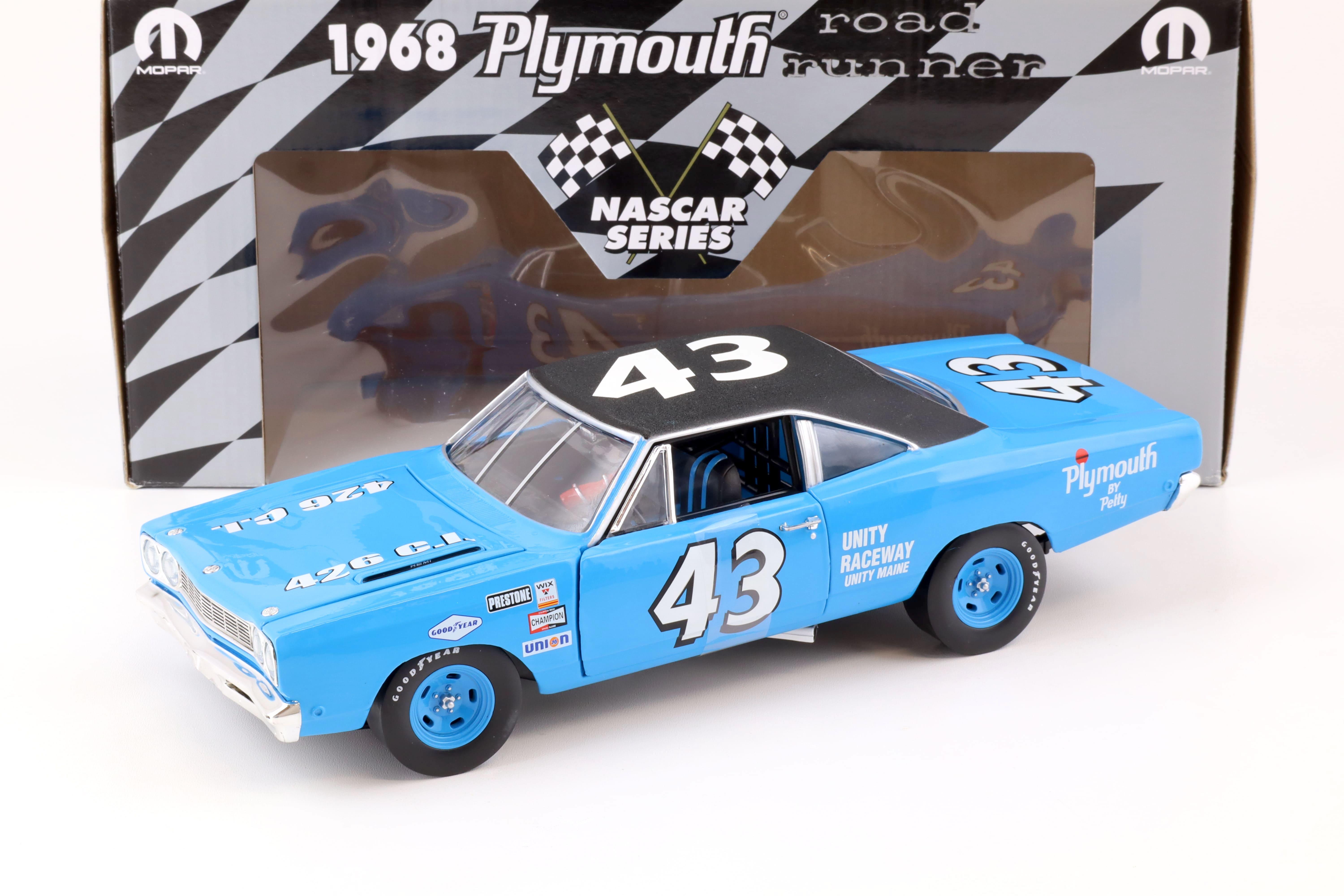 1:18 ERTL 1968 Plymouth Road Runner Nascar Series #43 blue / black
